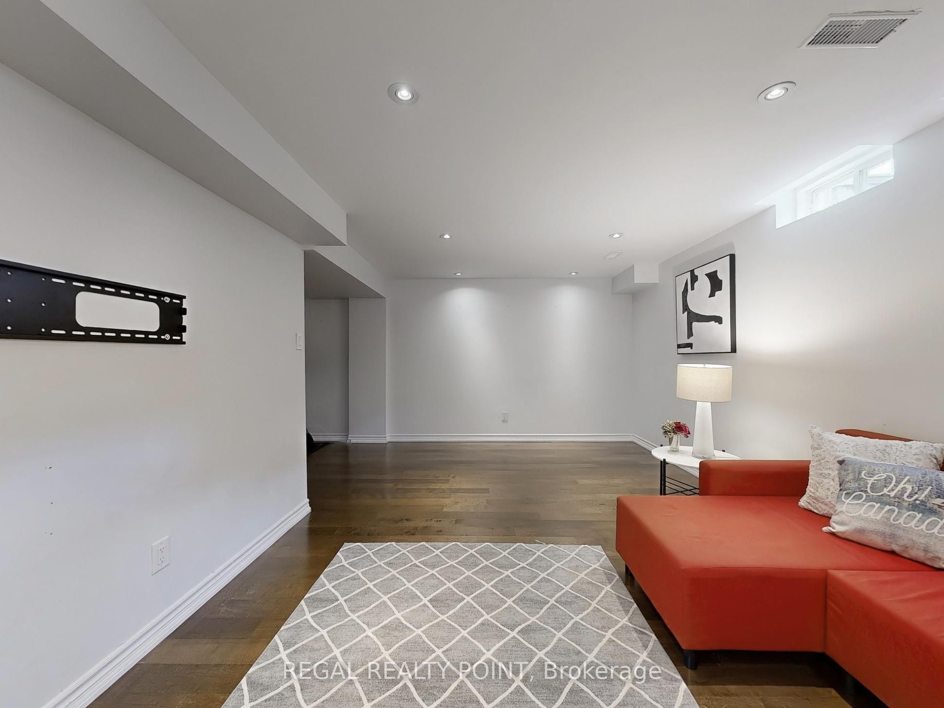 164 Wardlaw Place Property Photo 20