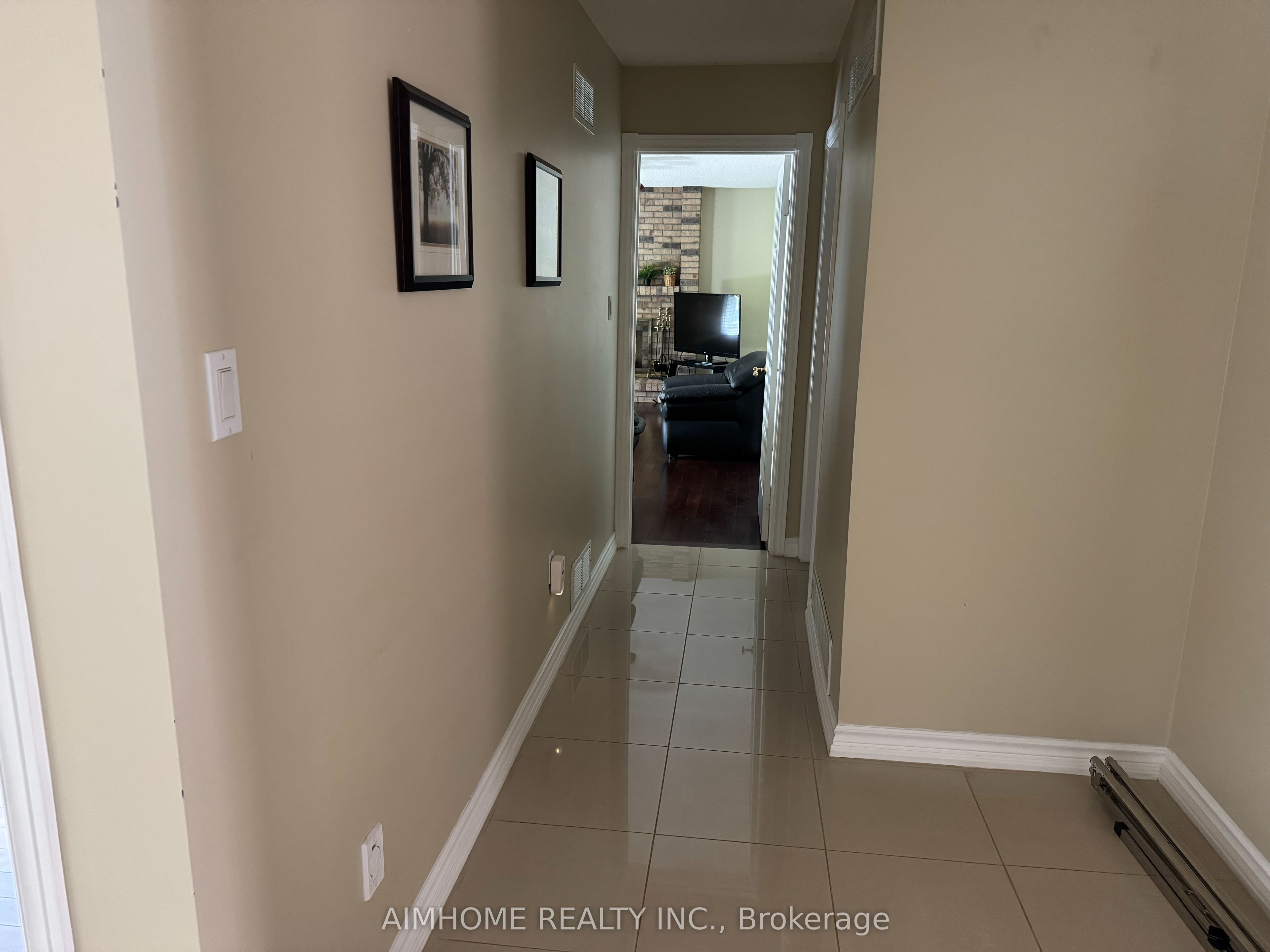 1 Rockley Court Property Photo 8