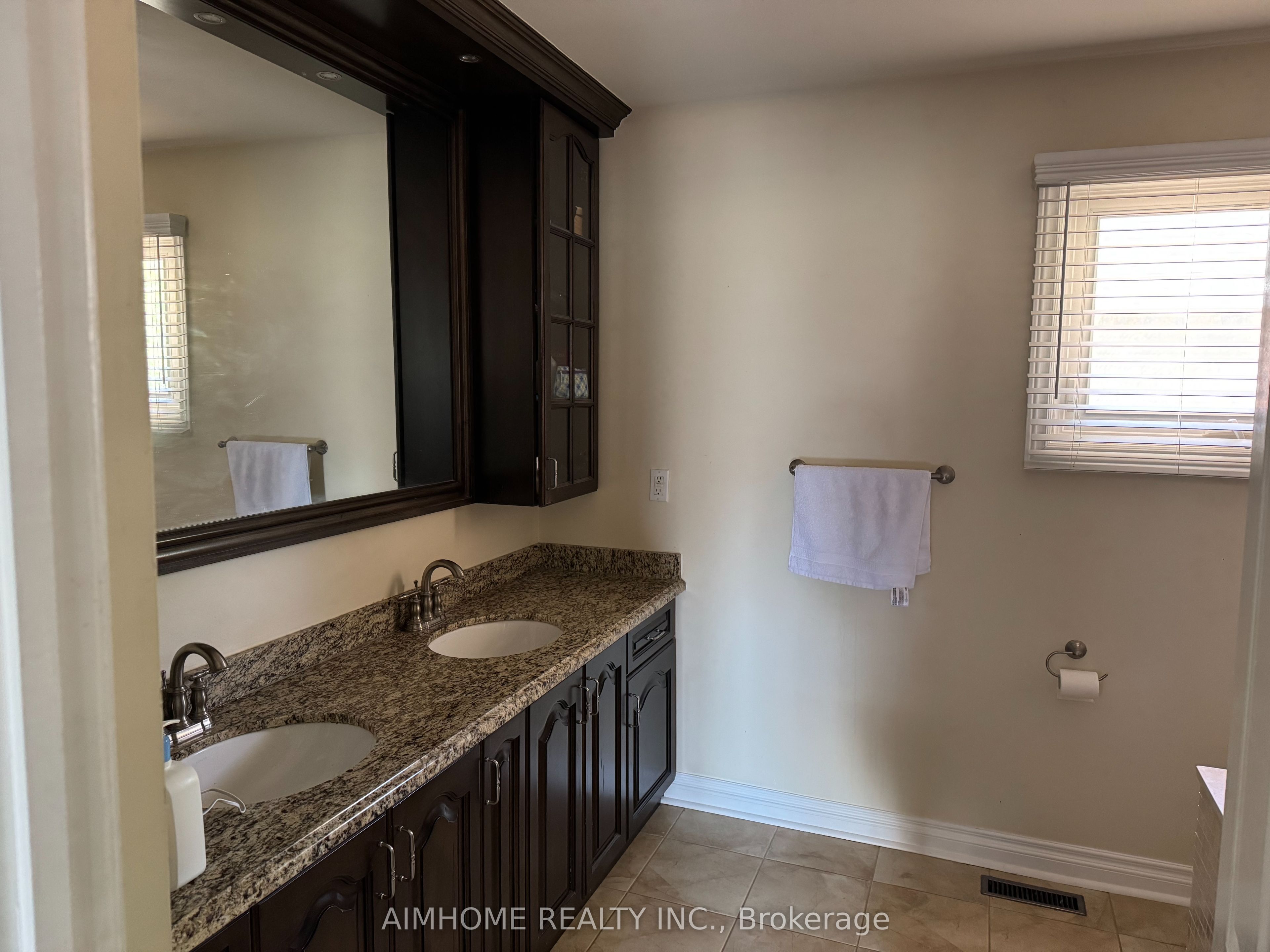 1 Rockley Court Property Photo 13