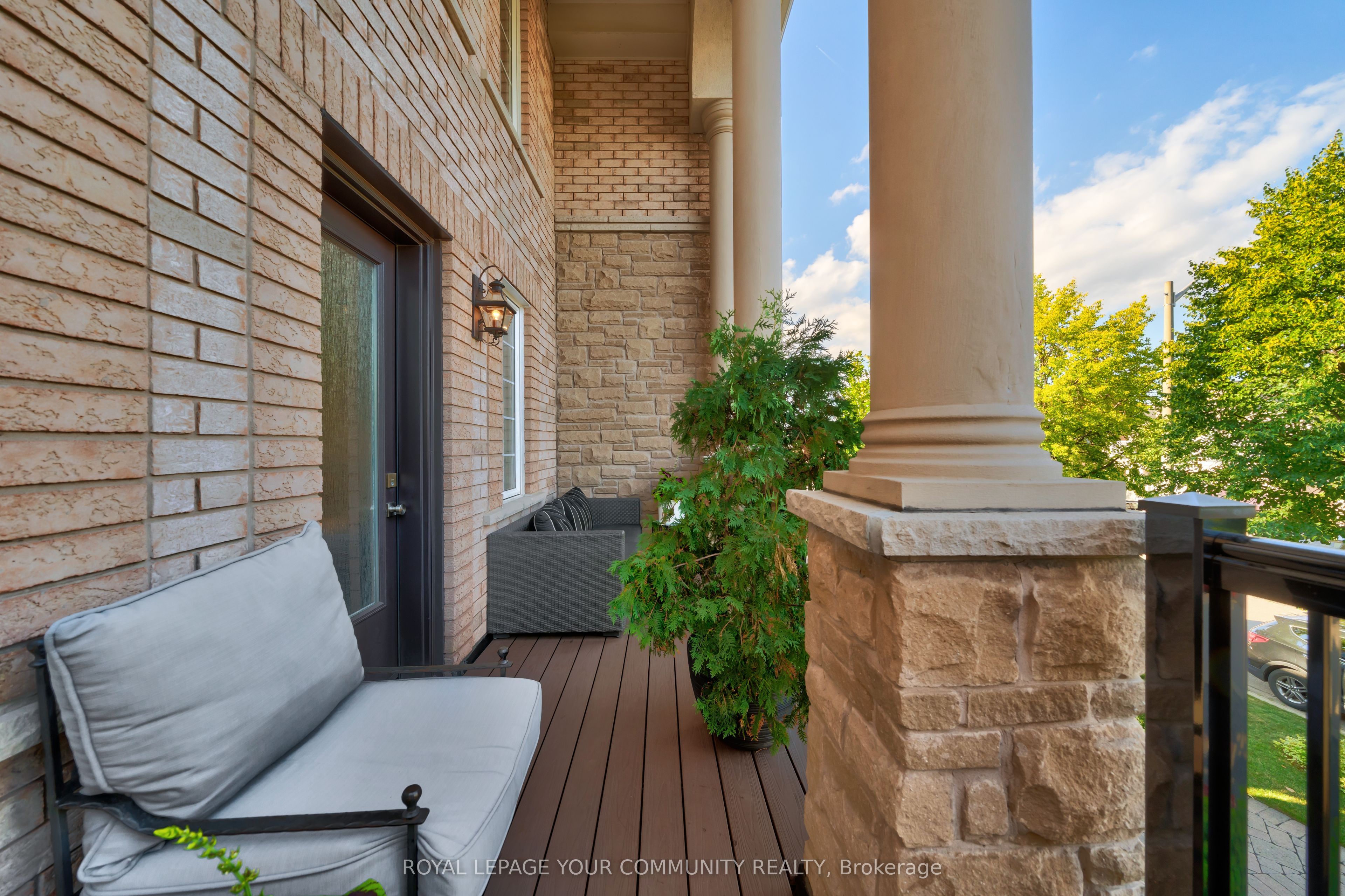 32 Wheatfield Drive Property Photo 6