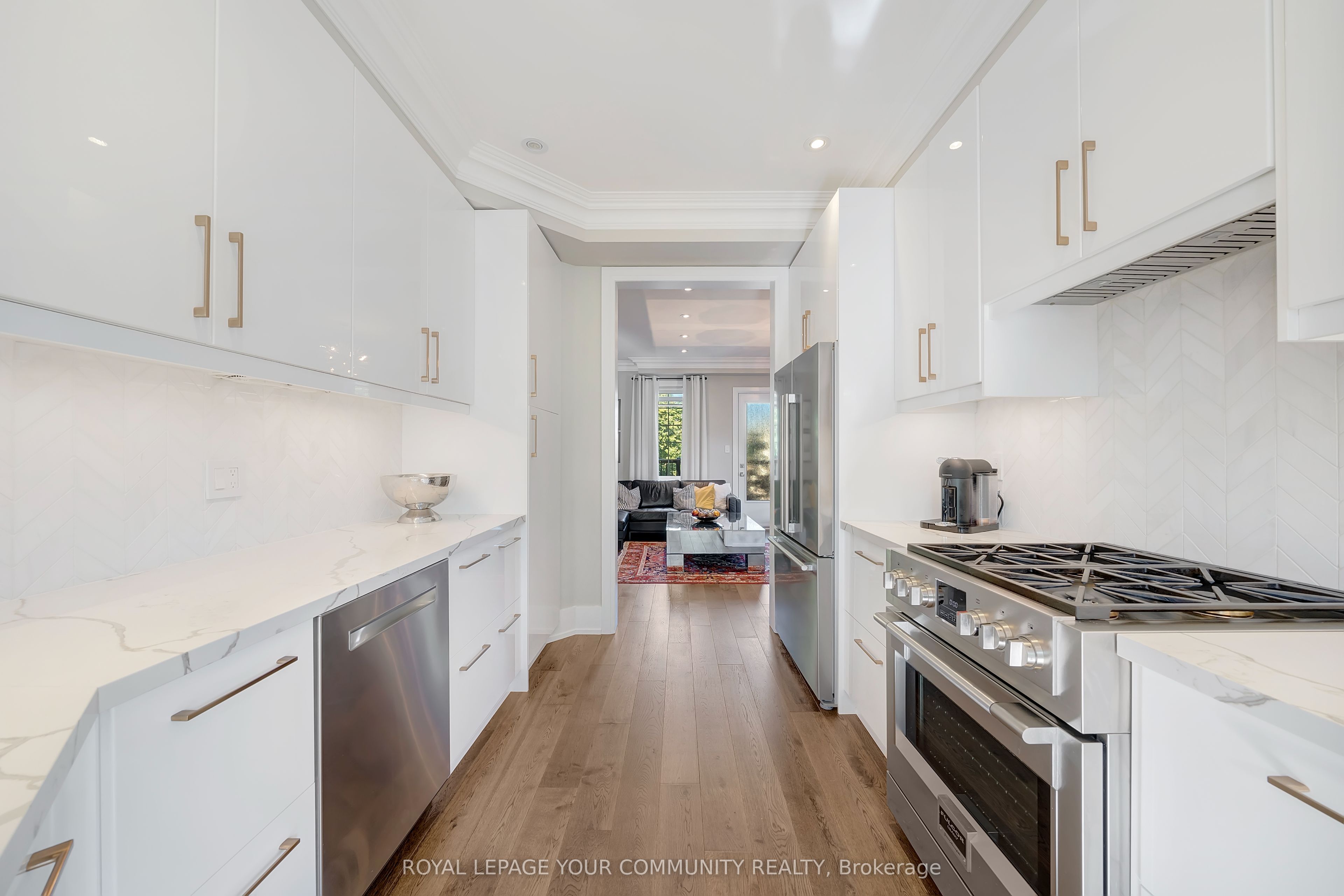 32 Wheatfield Drive Property Photo 13