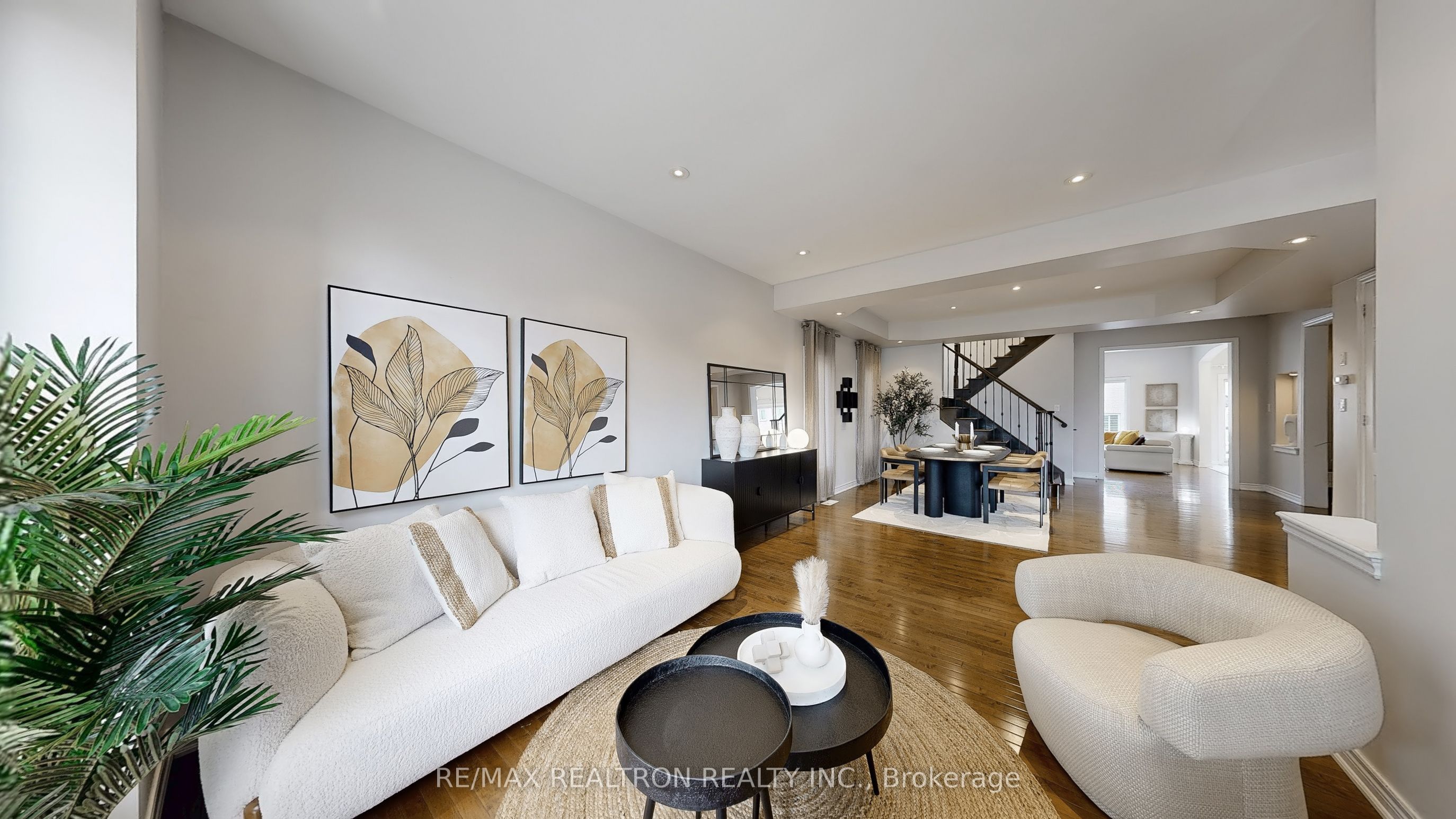 255 Selwyn Road Property Photo 5