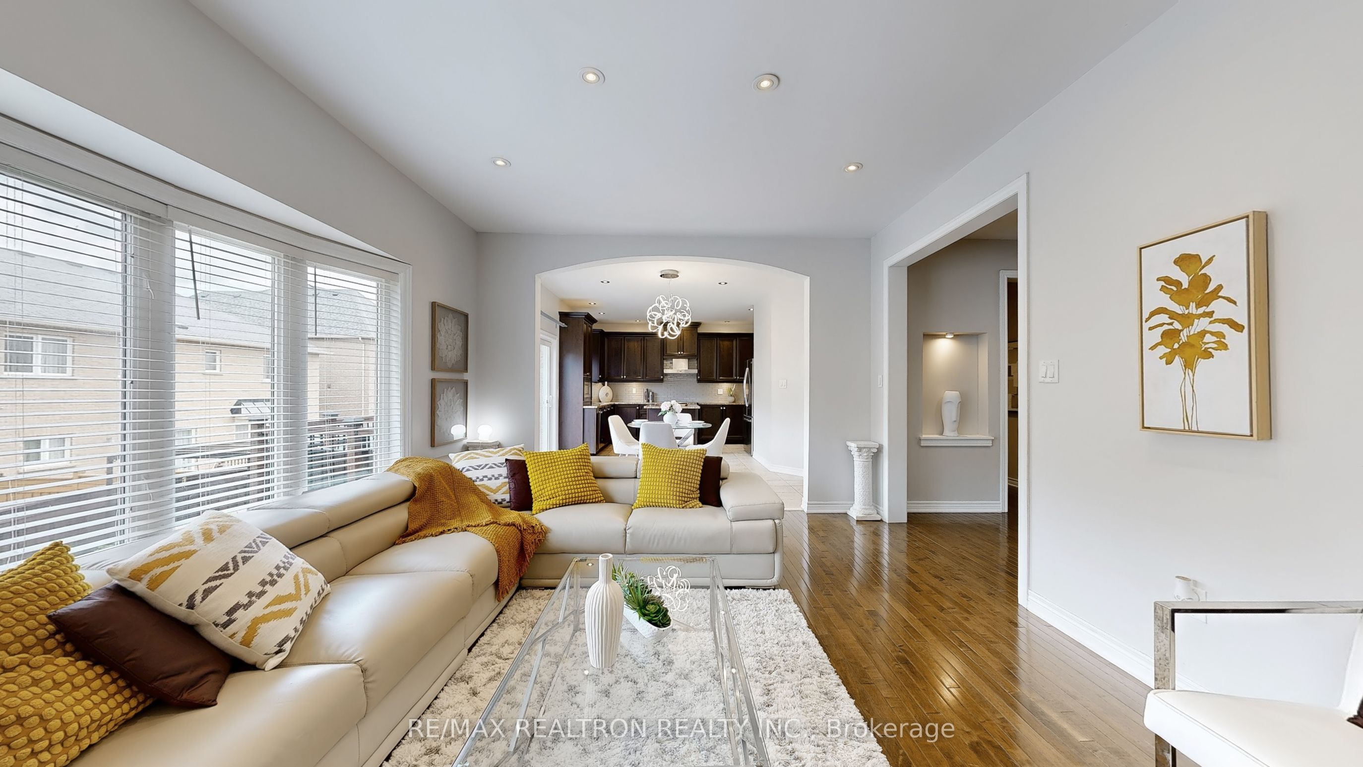 255 Selwyn Road Property Photo 12