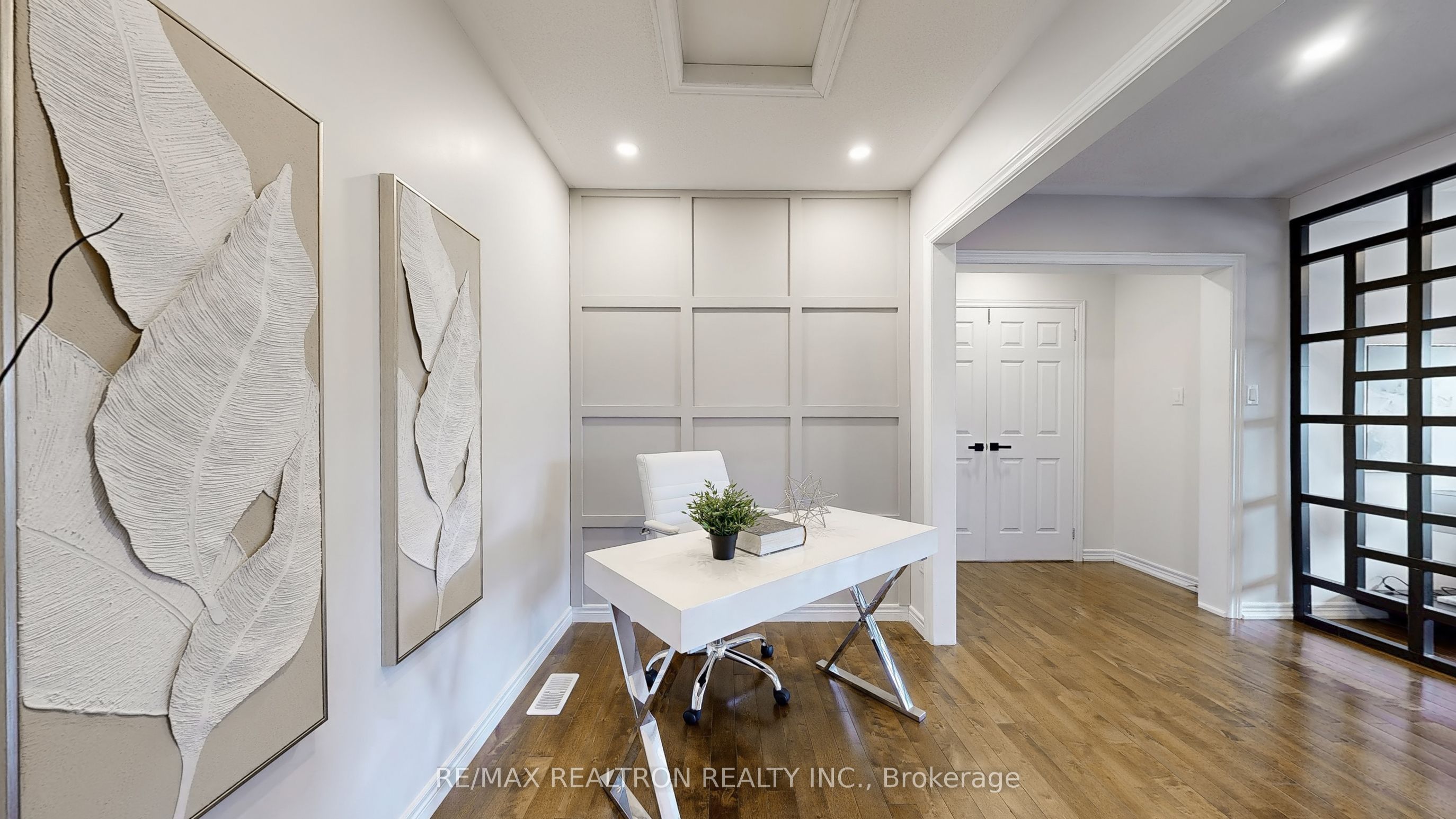 255 Selwyn Road Property Photo 23