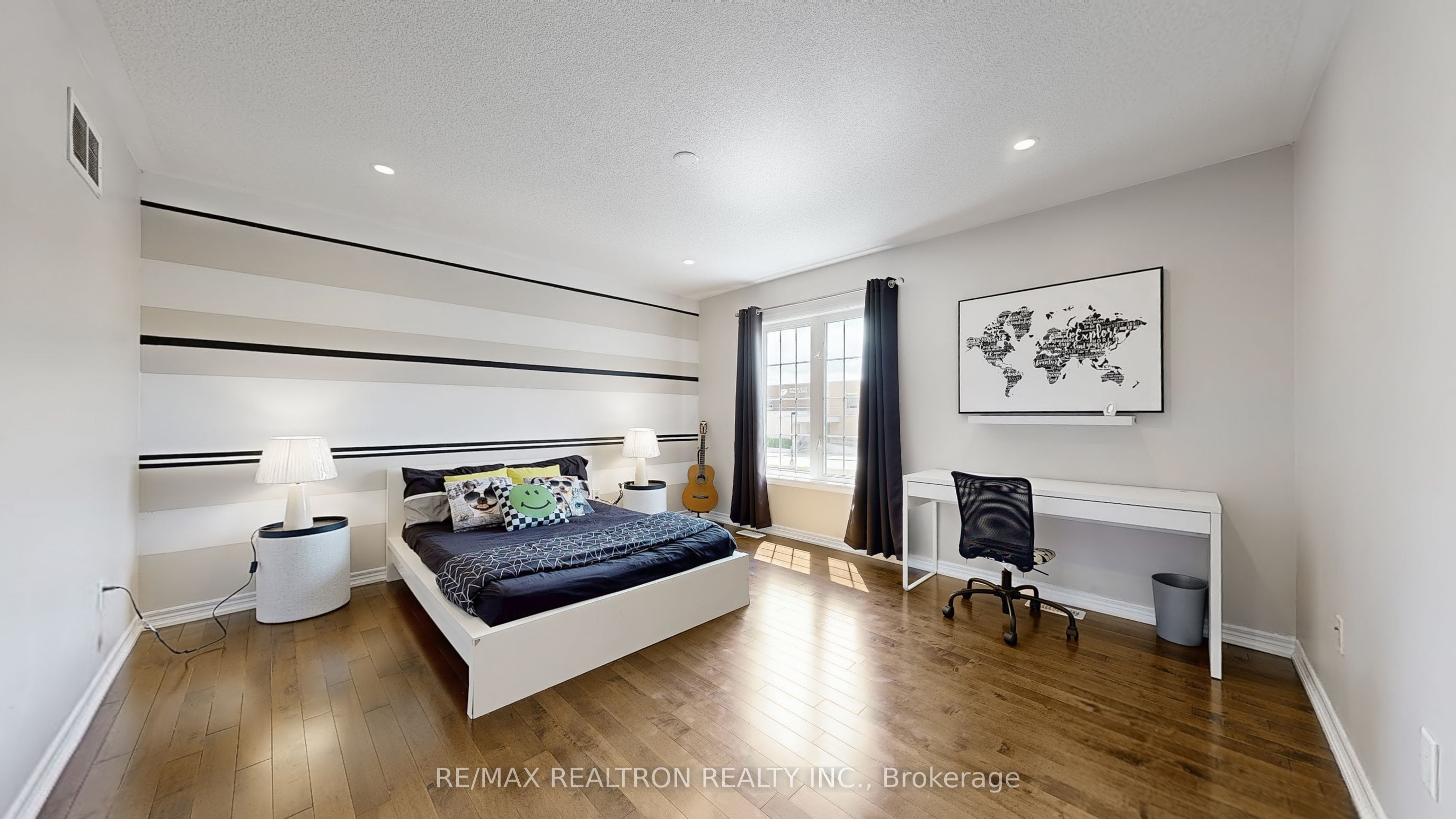 255 Selwyn Road Property Photo 26