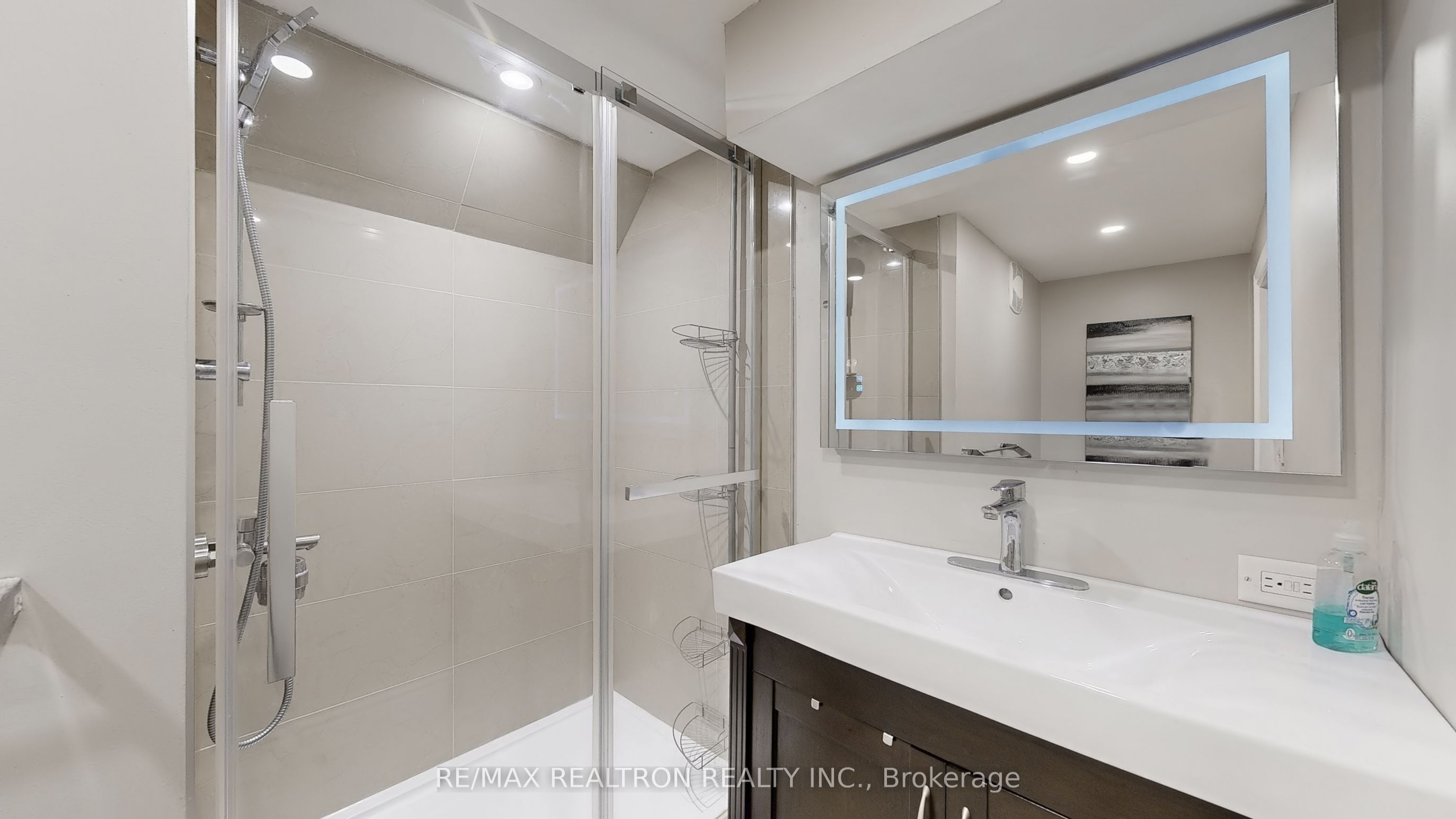 255 Selwyn Road Property Photo 41