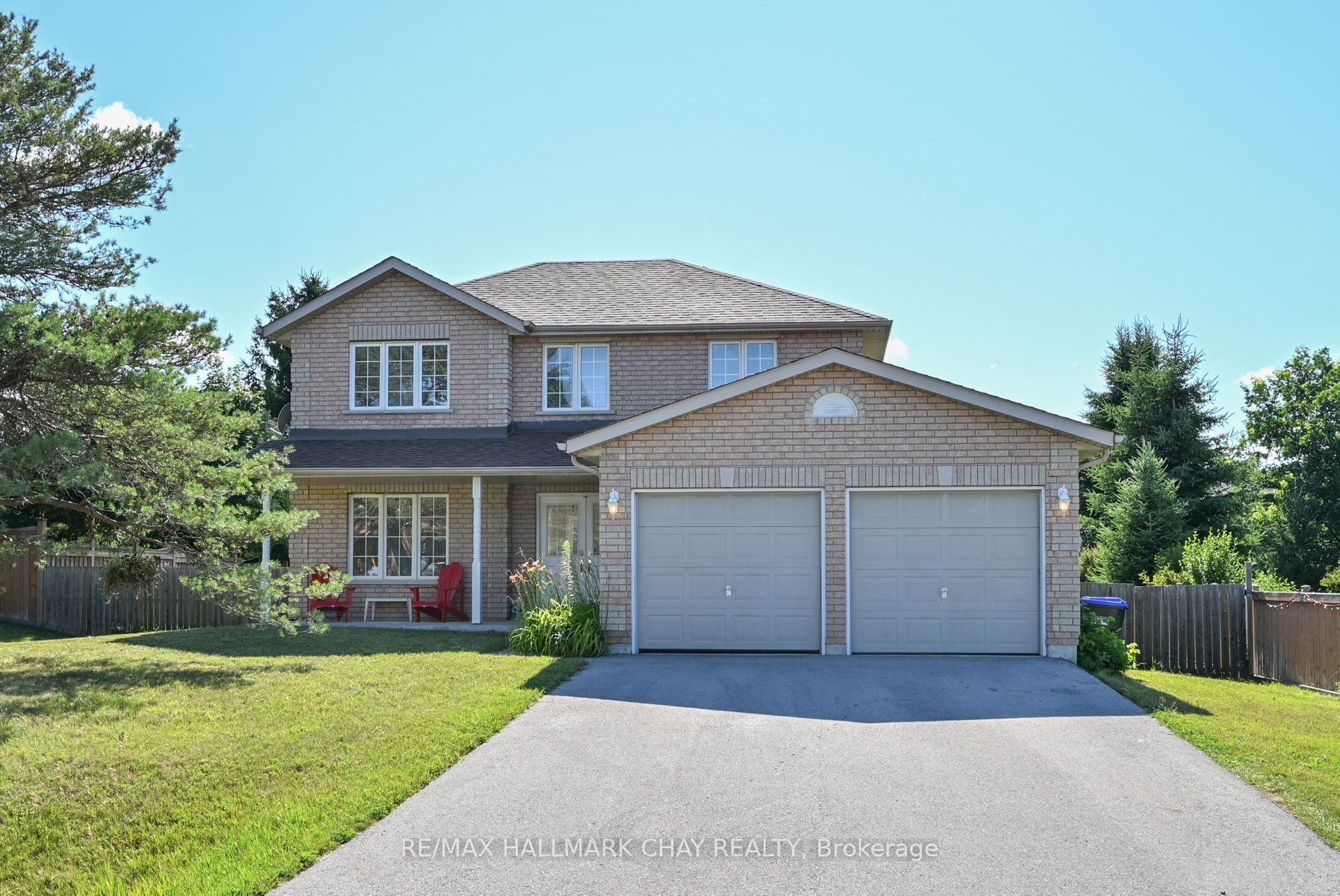 16 Brian Crescent Property Photo 1