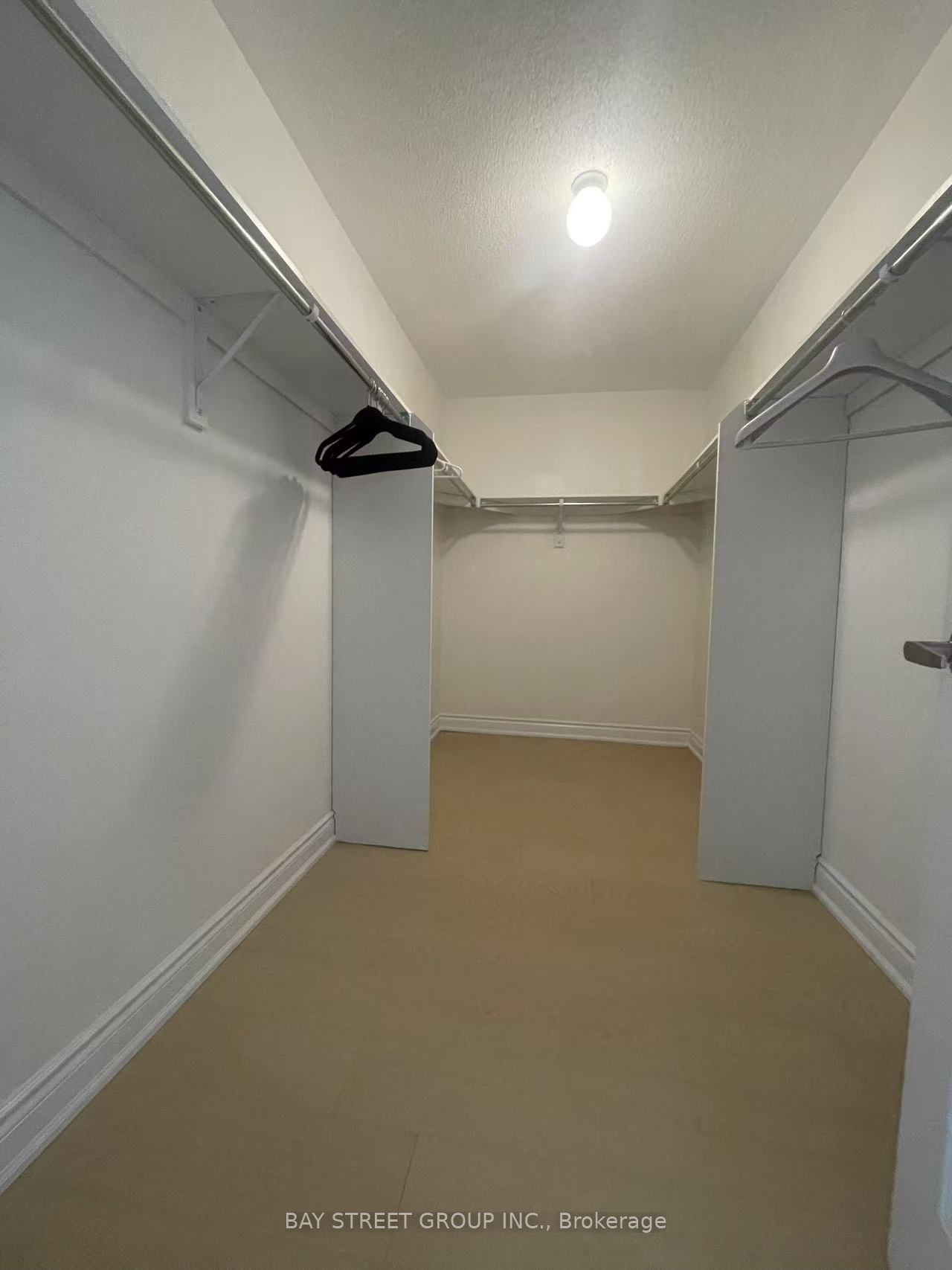 35 Walter Tunny Crescent Property Photo 13