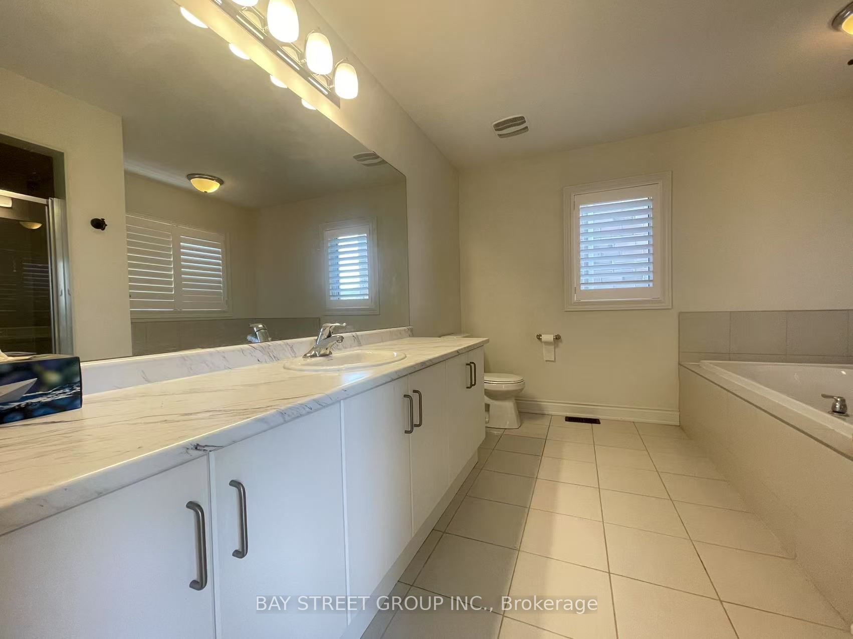 35 Walter Tunny Crescent Property Photo 14