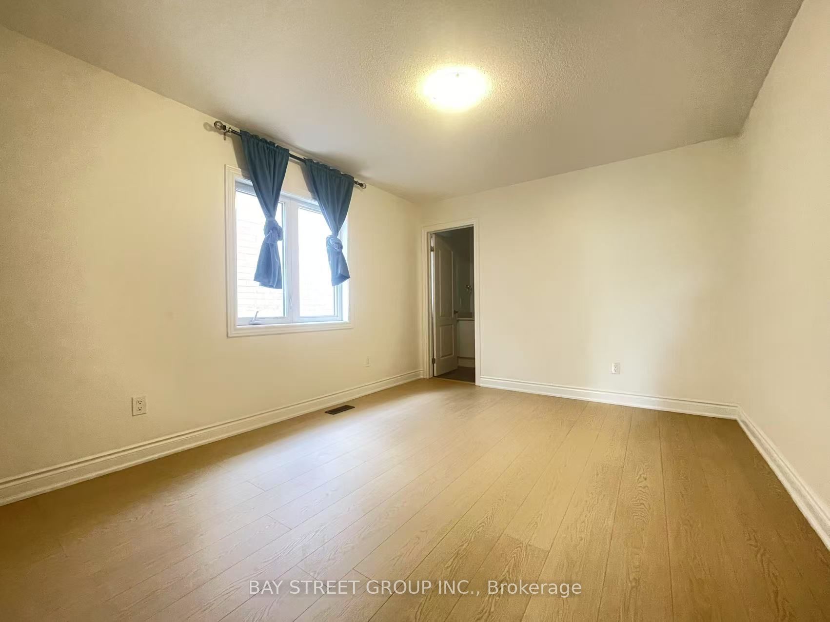 35 Walter Tunny Crescent Property Photo 16