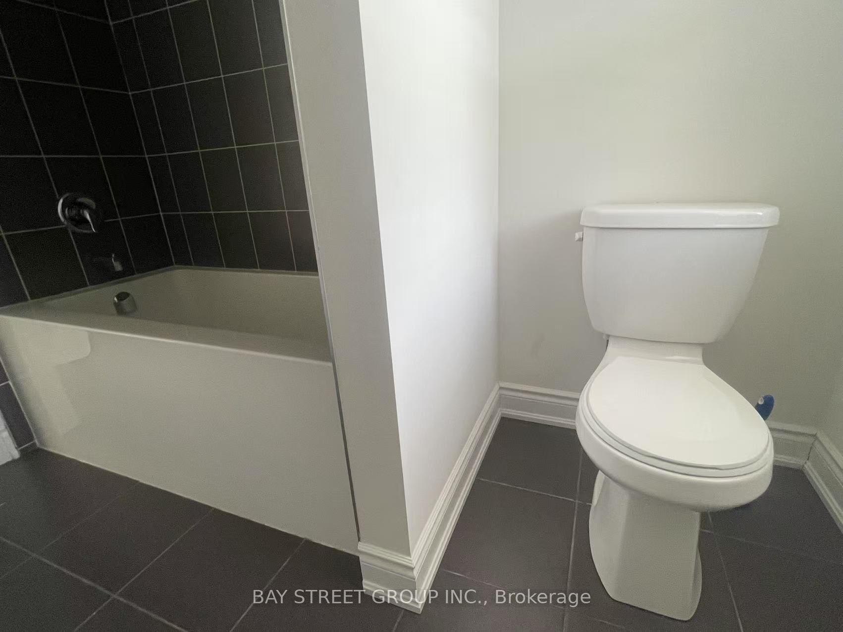 35 Walter Tunny Crescent Property Photo 21