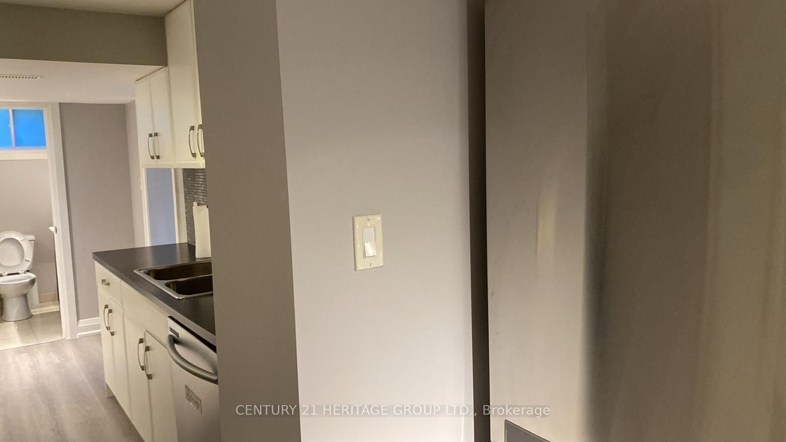 39 Cartier Crescent Bsmt Property Photo 11