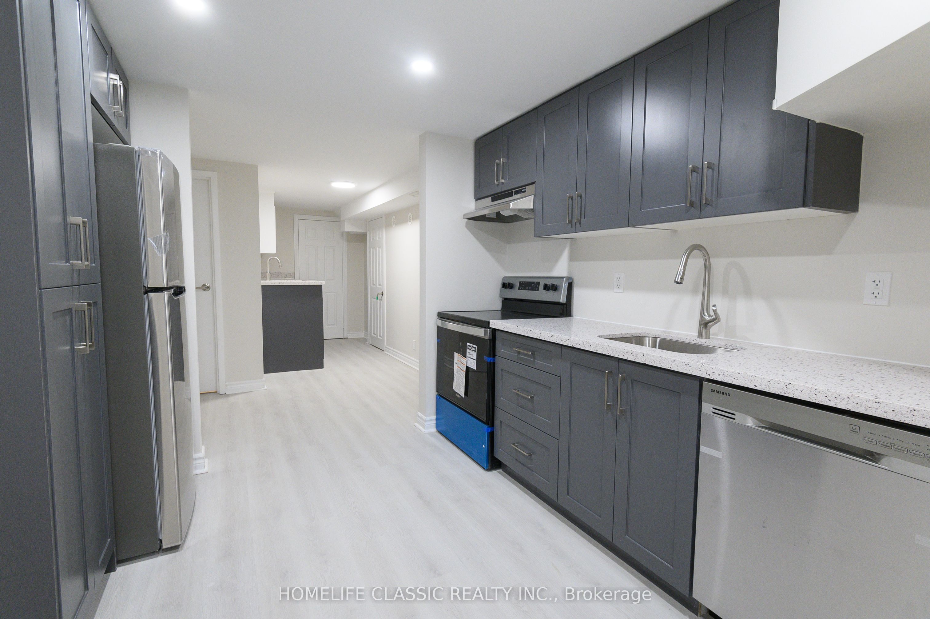 2915 Bur Oak Avenue Lower Unit Property Photo 6