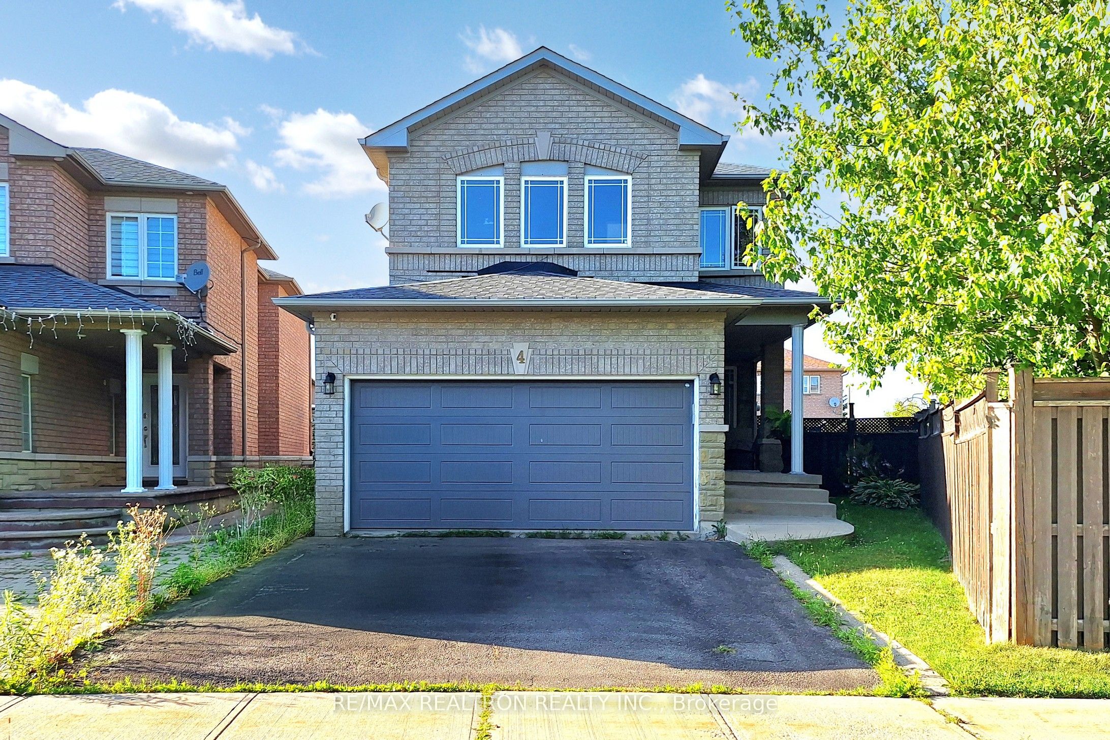 4 Kalmar Crescent Property Photo 1