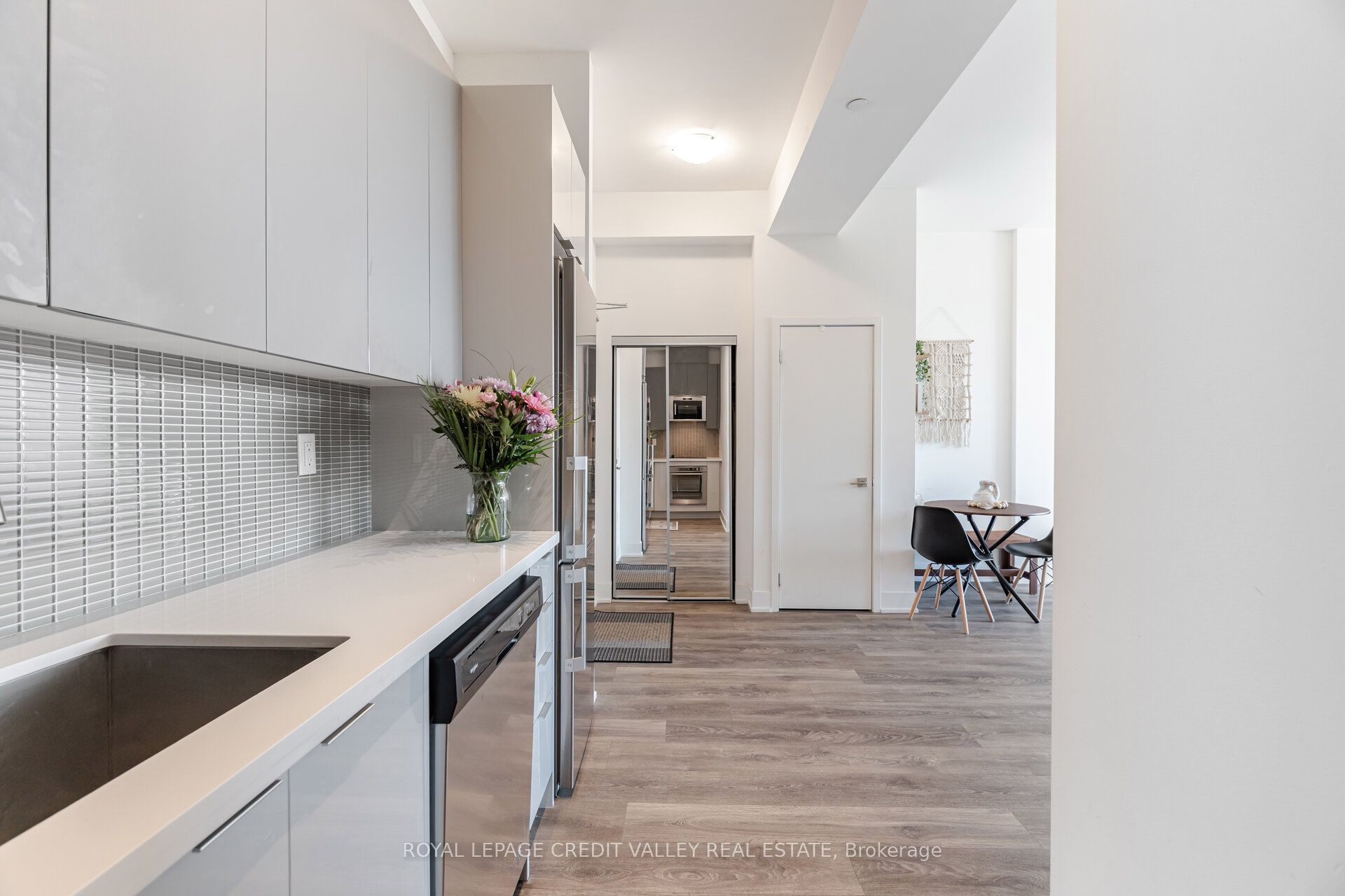 2908 Highway 7 Road 211 Property Photo 7