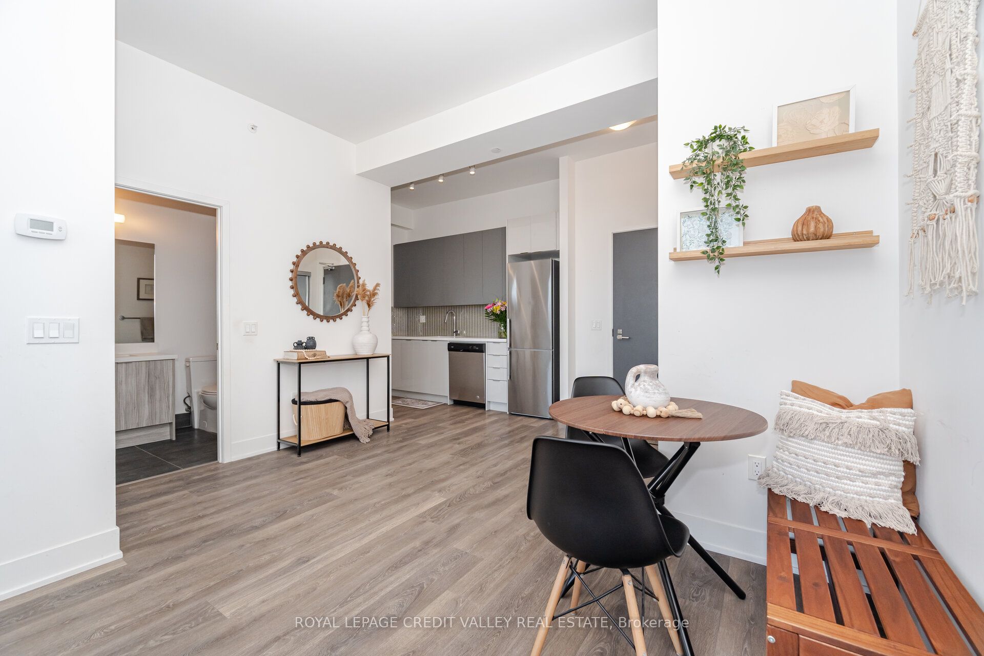 2908 Highway 7 Road 211 Property Photo 10