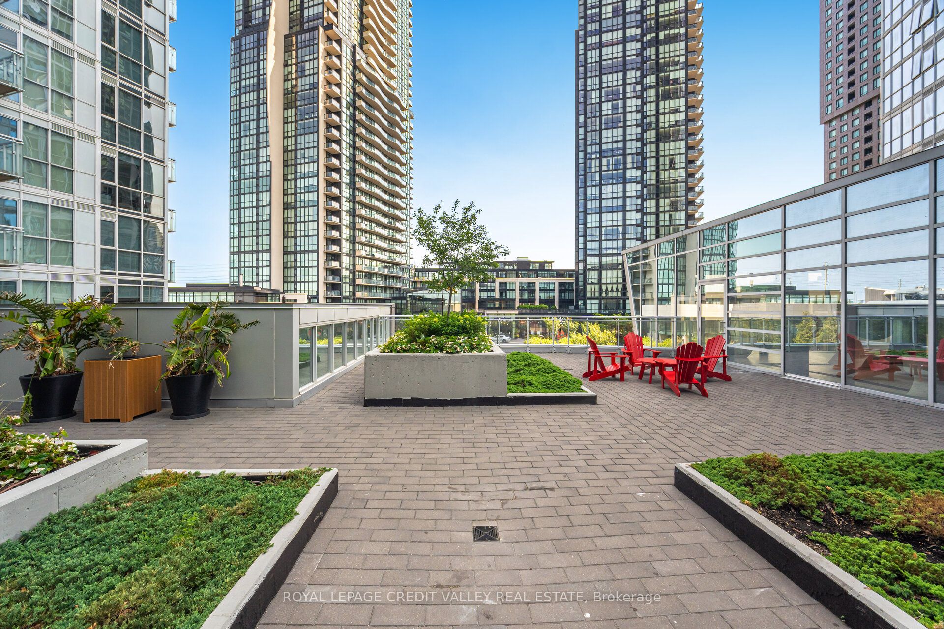 2908 Highway 7 Road 211 Property Photo 21