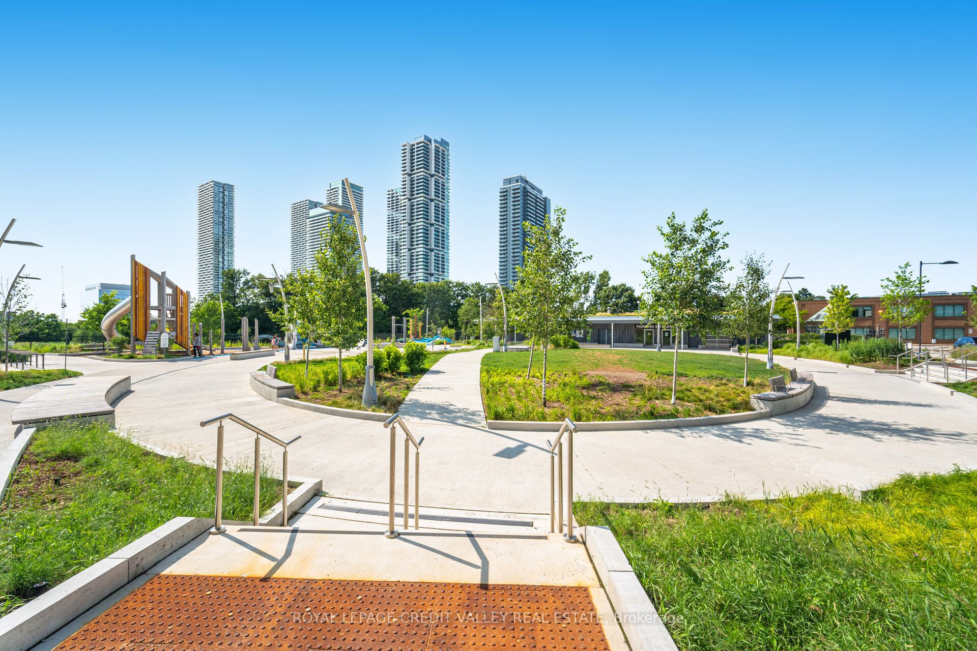 2908 Highway 7 Road 211 Property Photo 25