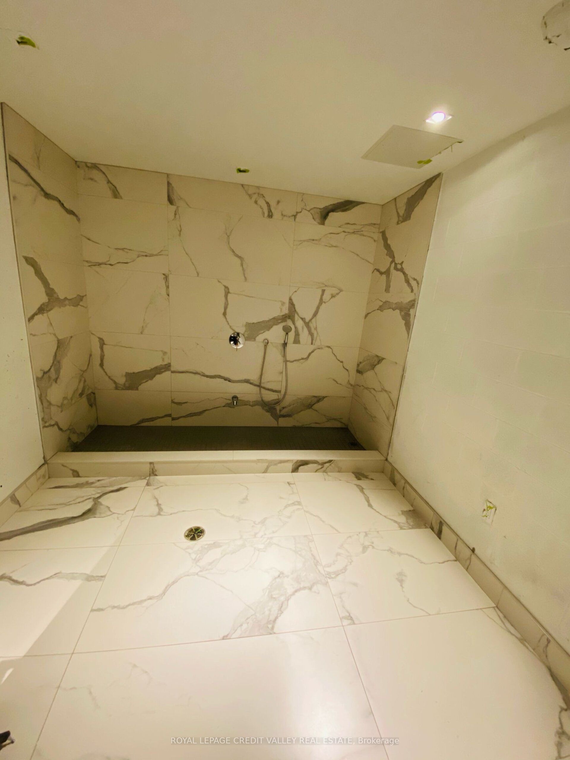 2908 Highway 7 Road 211 Property Photo 33