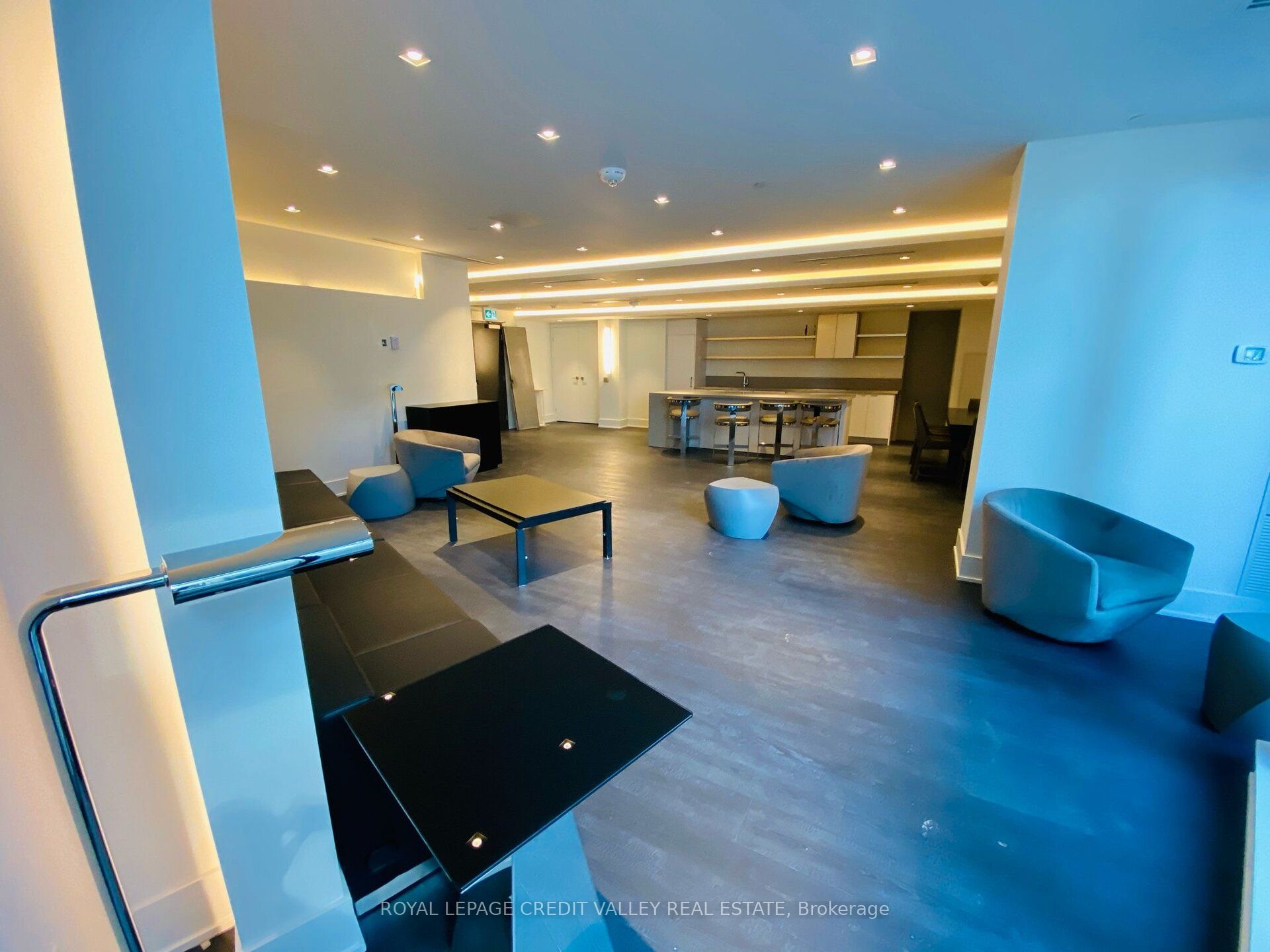 2908 Highway 7 Road 211 Property Photo 34