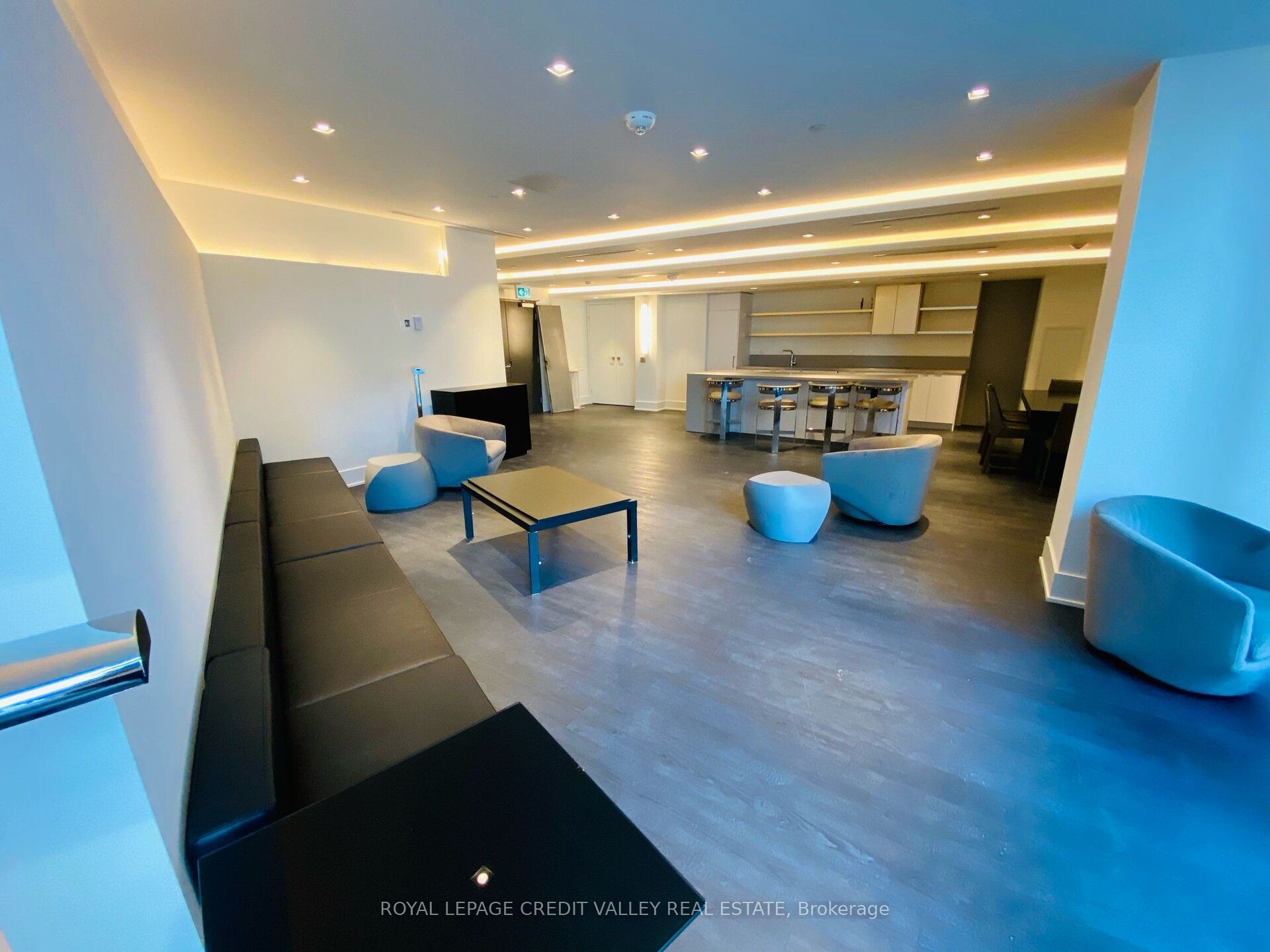 2908 Highway 7 Road 211 Property Photo 35