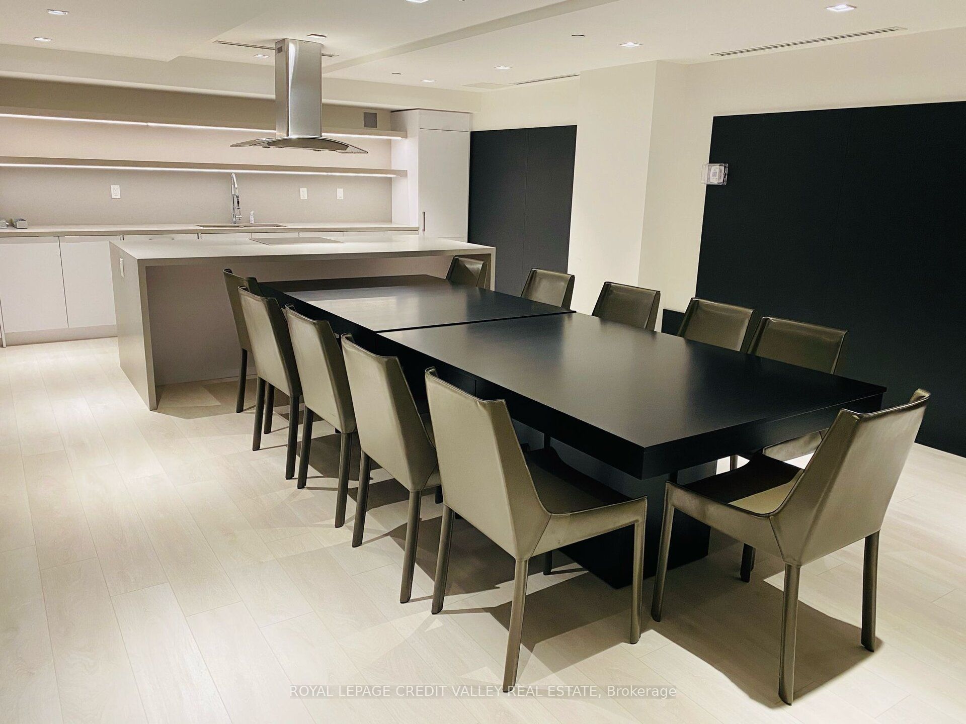 2908 Highway 7 Road 211 Property Photo 49