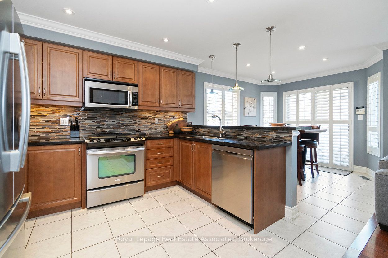 29 Marrone Street Property Photo 10