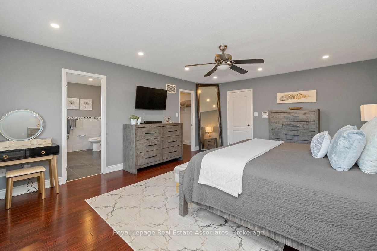 29 Marrone Street Property Photo 26