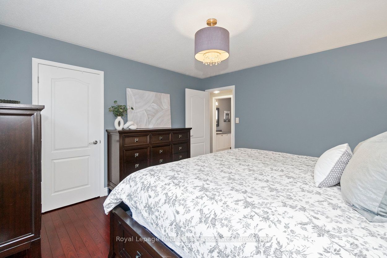 29 Marrone Street Property Photo 31