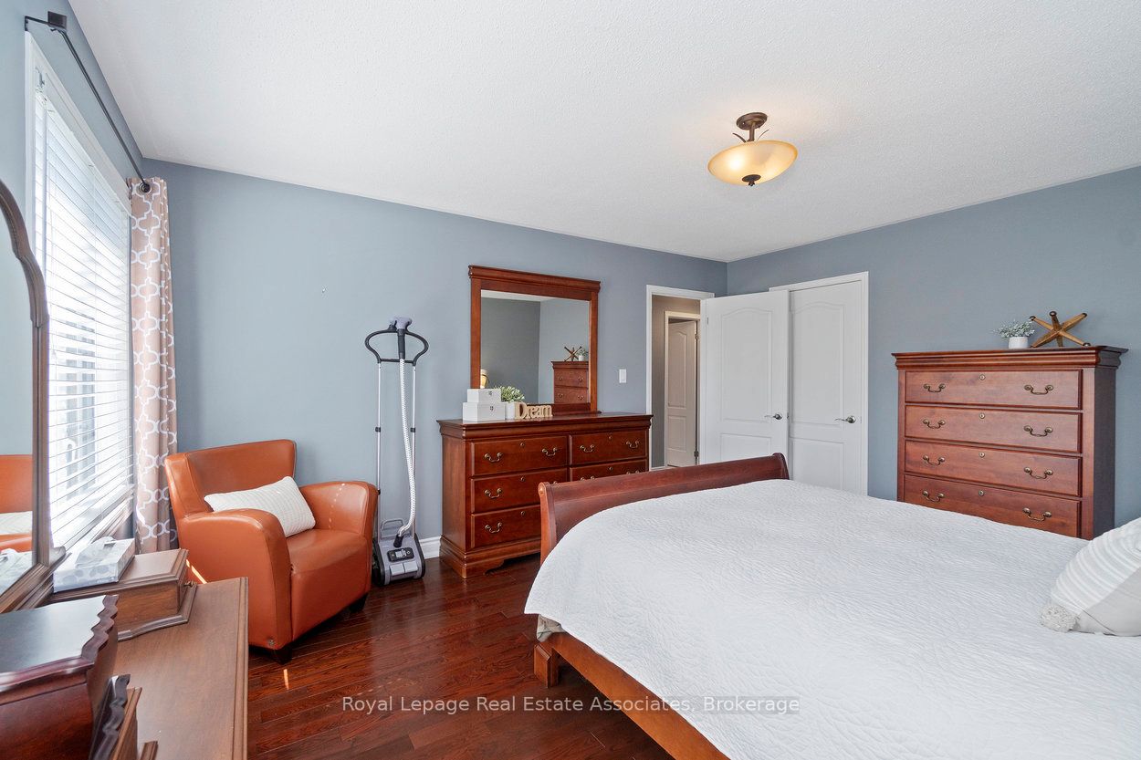 29 Marrone Street Property Photo 33