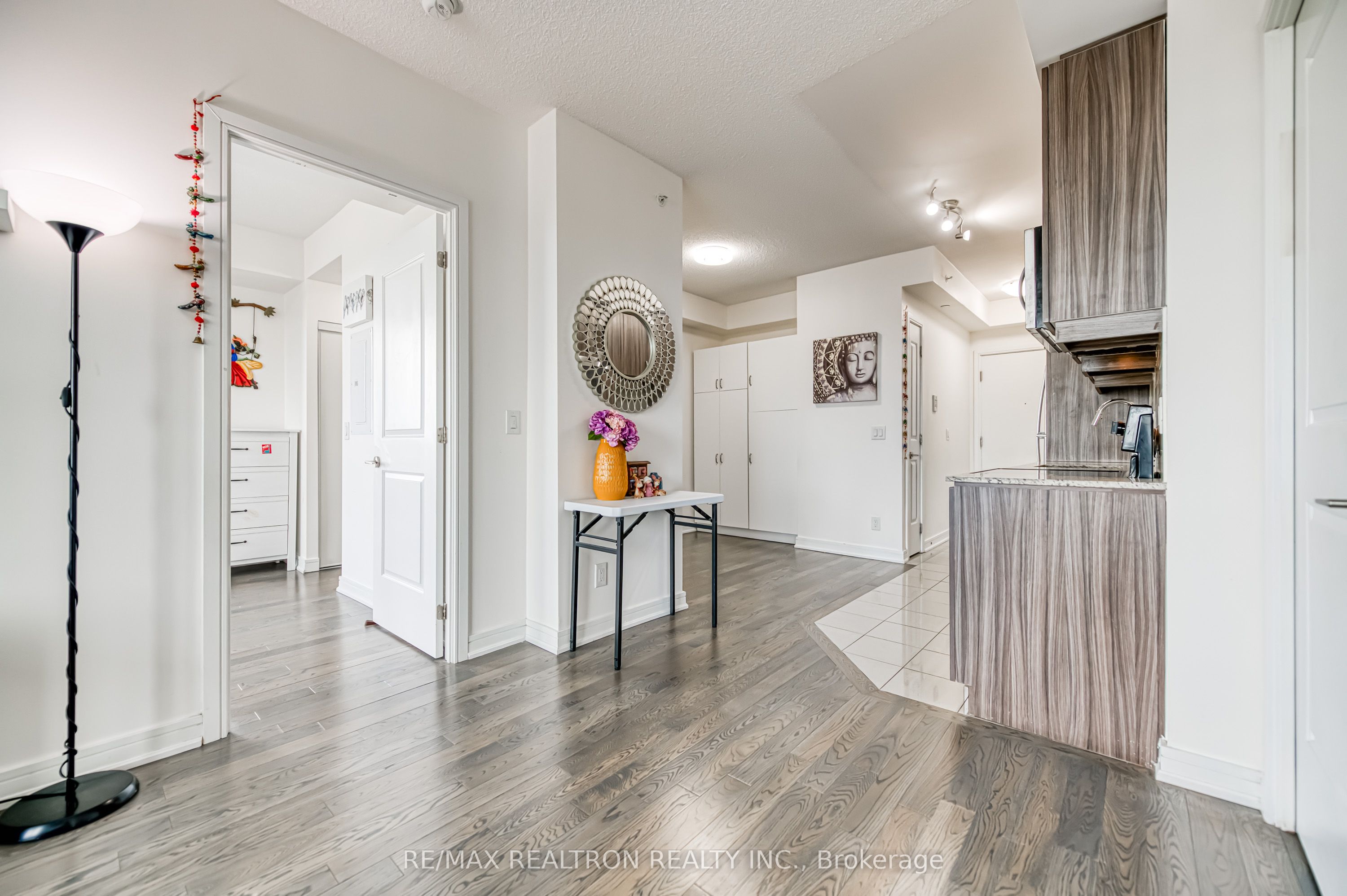 9205 Yonge Street 1502 Ne Property Photo 18