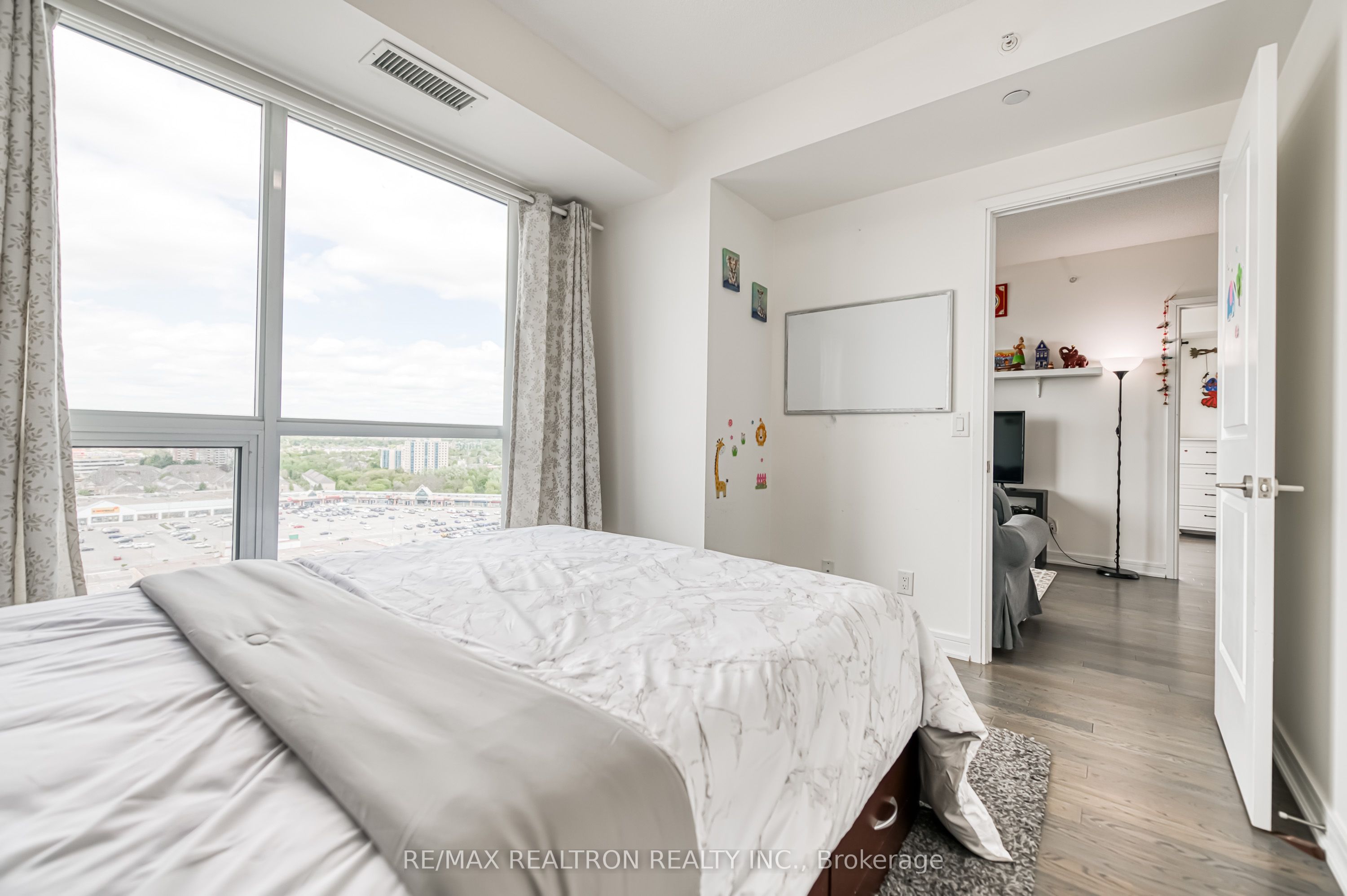 9205 Yonge Street 1502 Ne Property Photo 20
