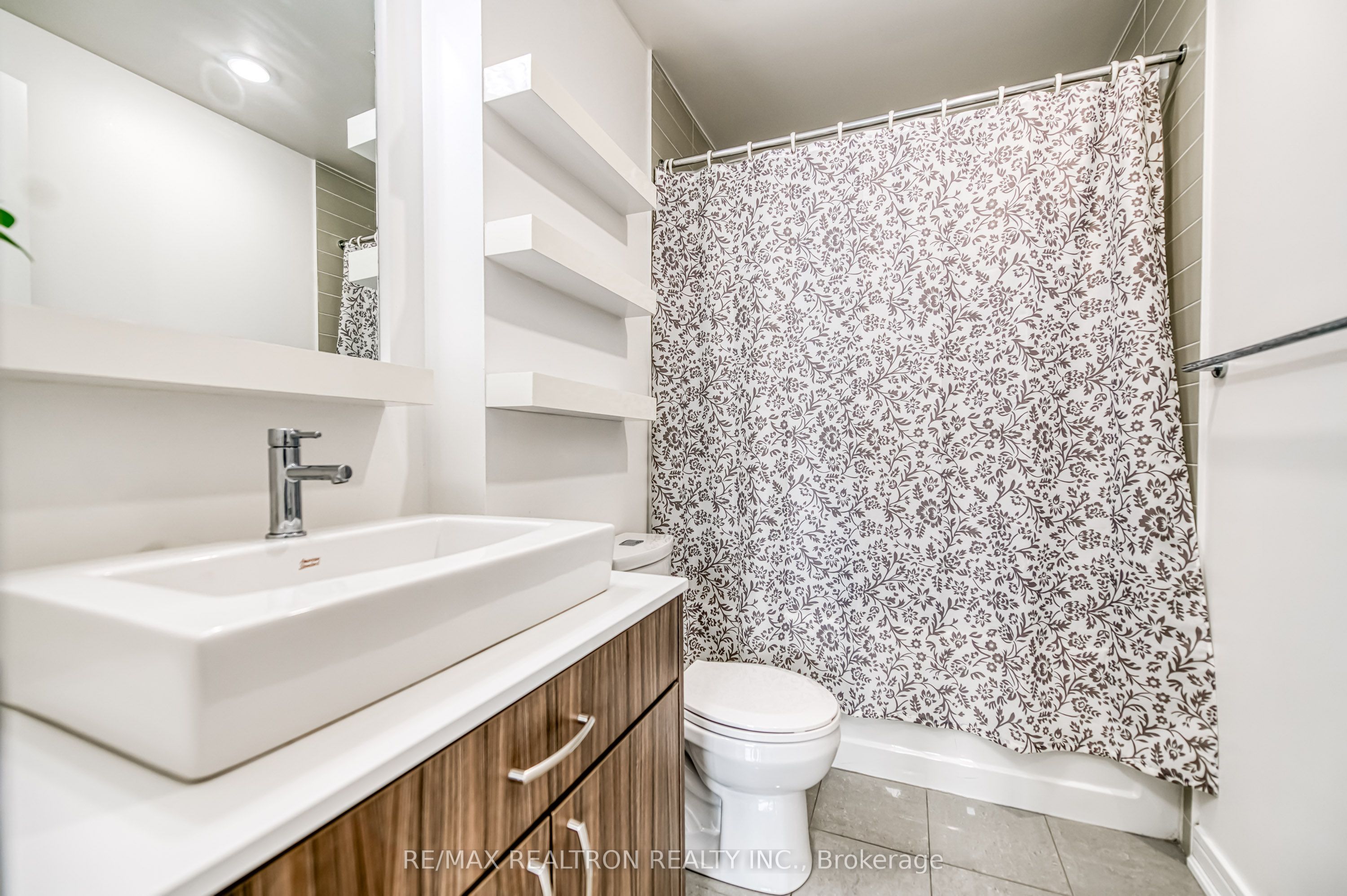 9205 Yonge Street 1502 Ne Property Photo 25
