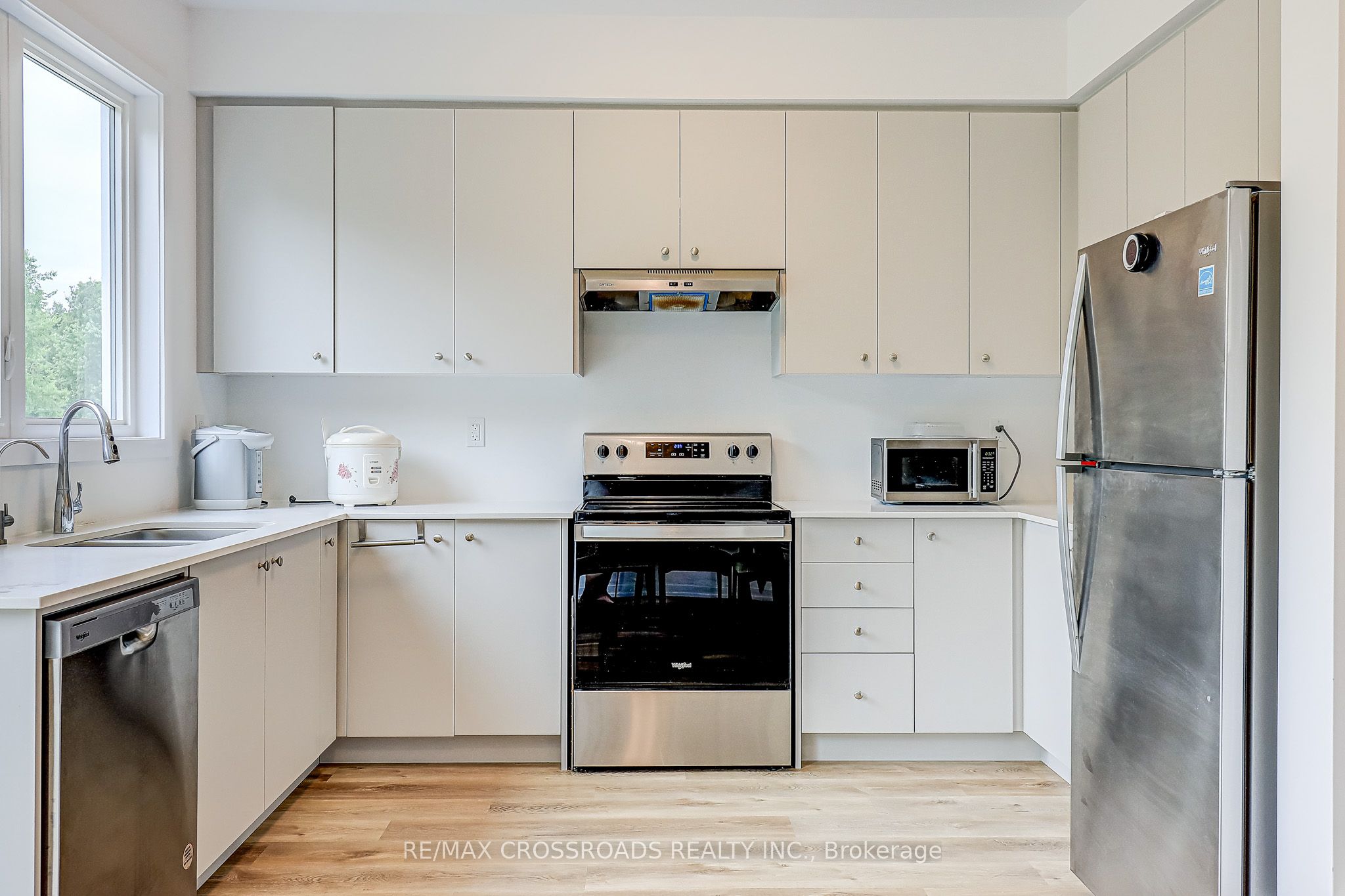 64 Lyall Stokes Circle Property Photo 18