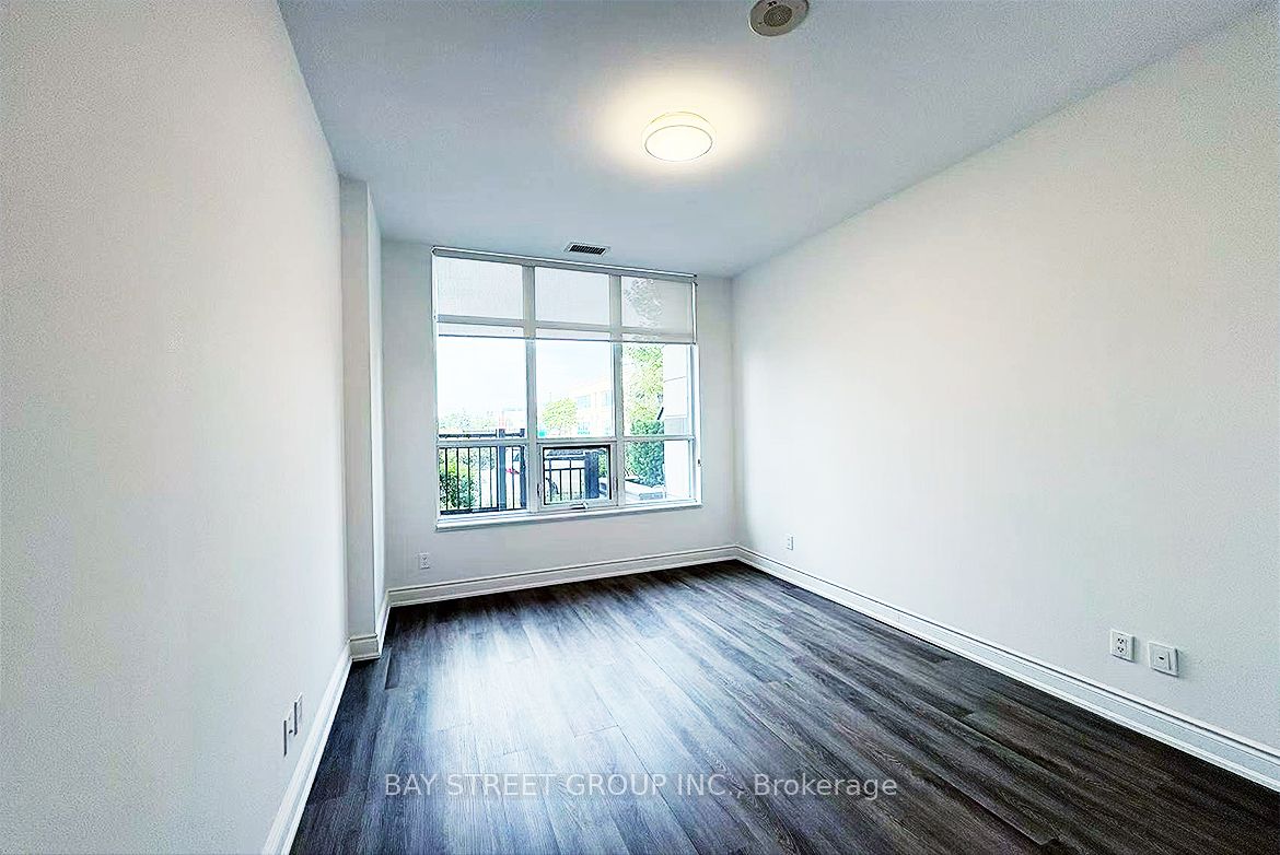 99 South Town Center Boulevard B103 Property Photo 15