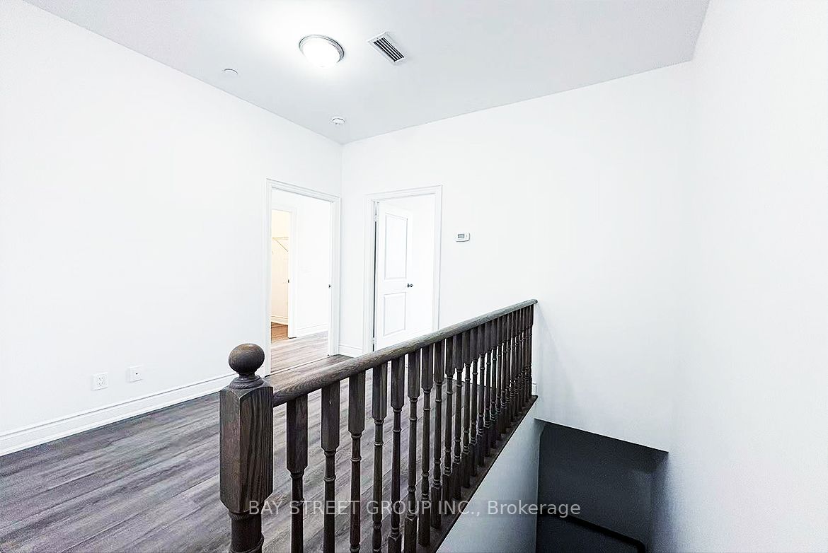 99 South Town Center Boulevard B103 Property Photo 16