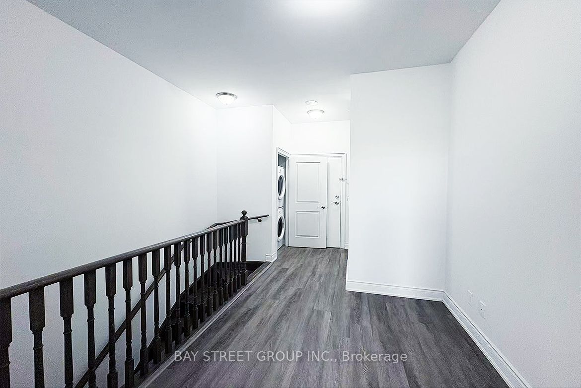 99 South Town Center Boulevard B103 Property Photo 17