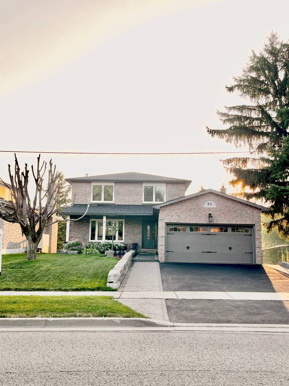 90 Carlson Drive Property Photo 1