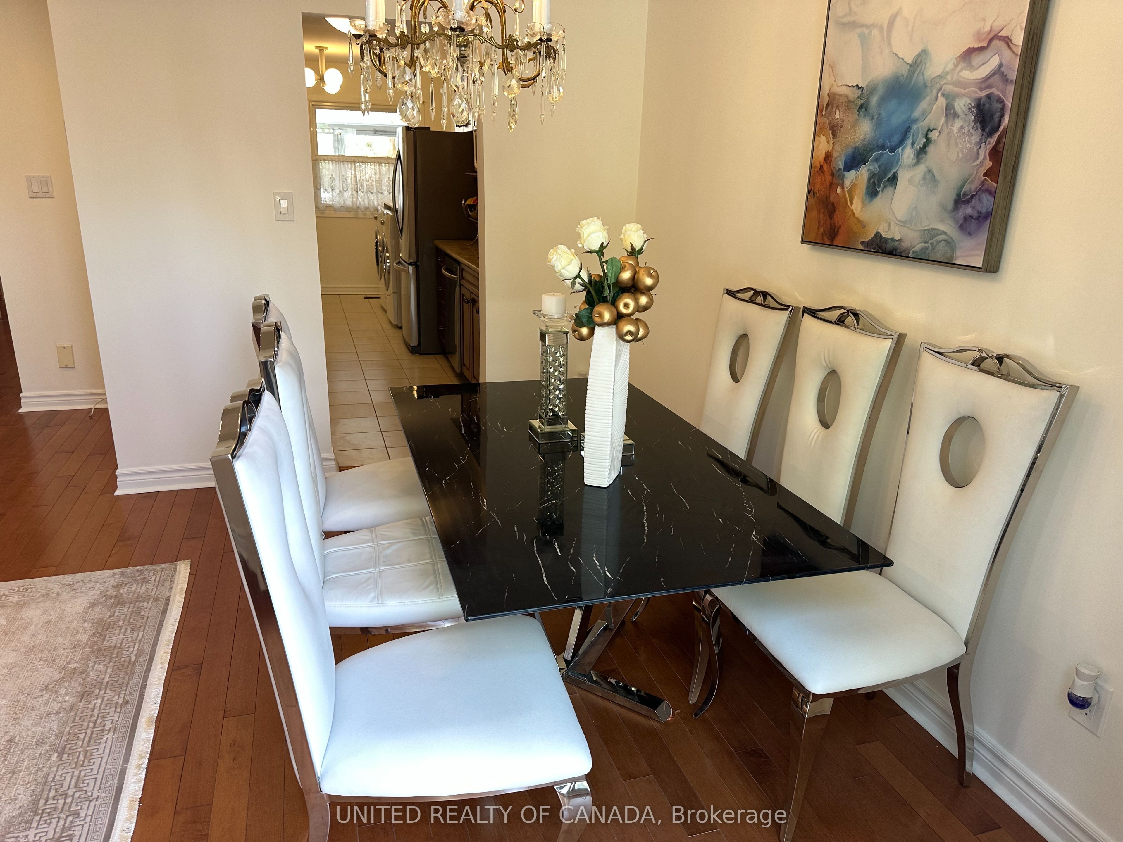 102 Baywood Court Property Photo 10