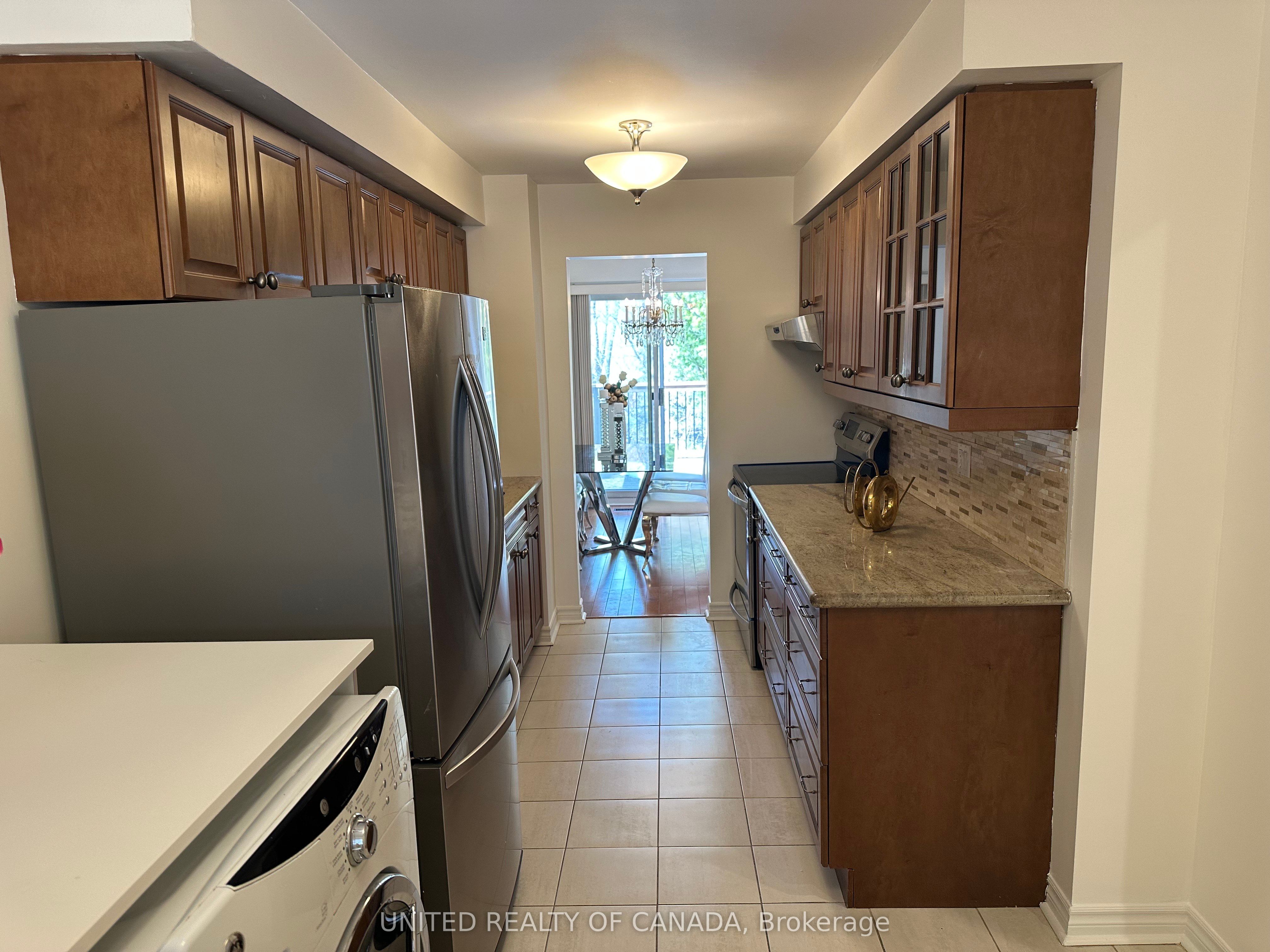 102 Baywood Court Property Photo 14