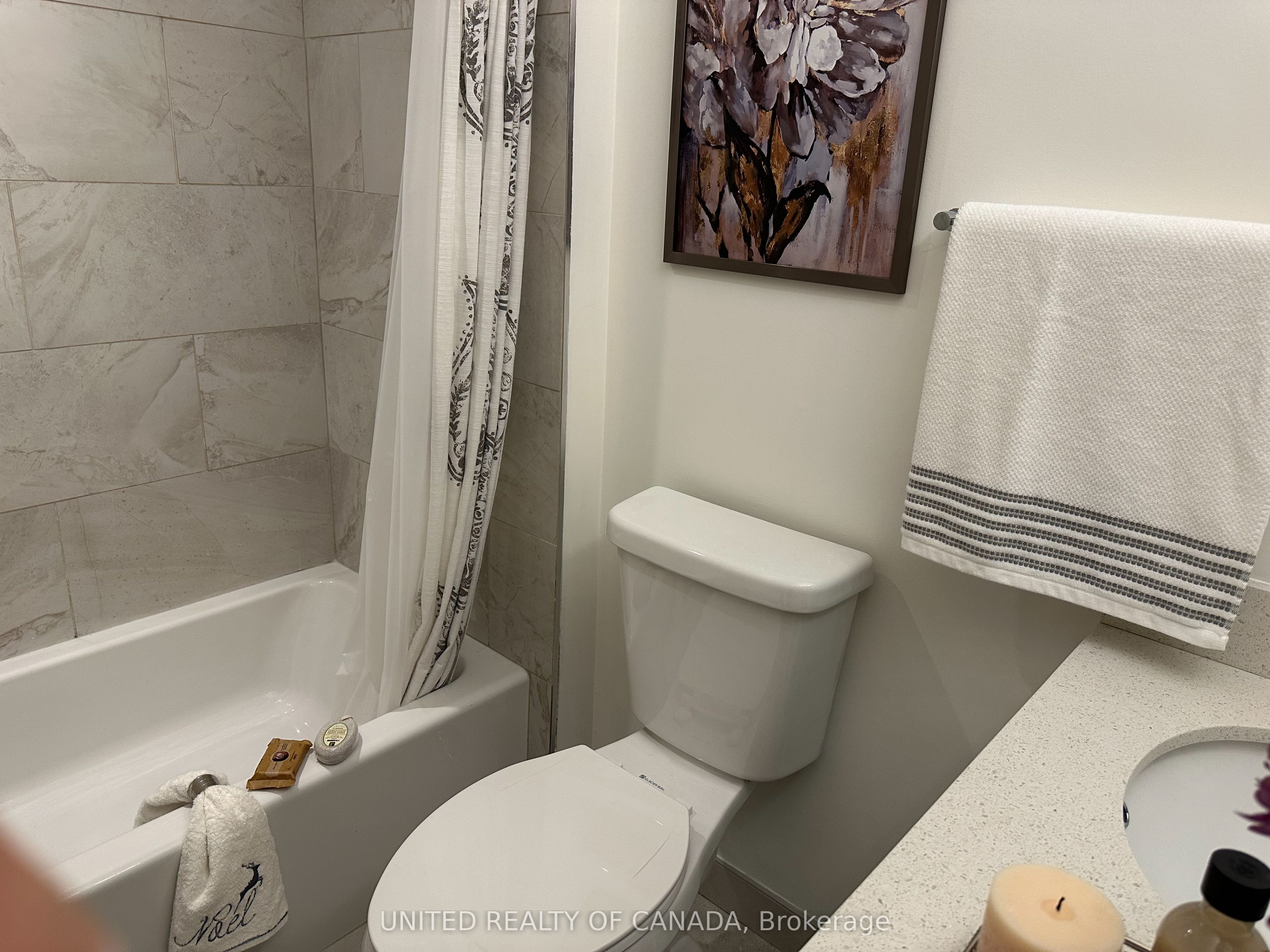 102 Baywood Court Property Photo 26