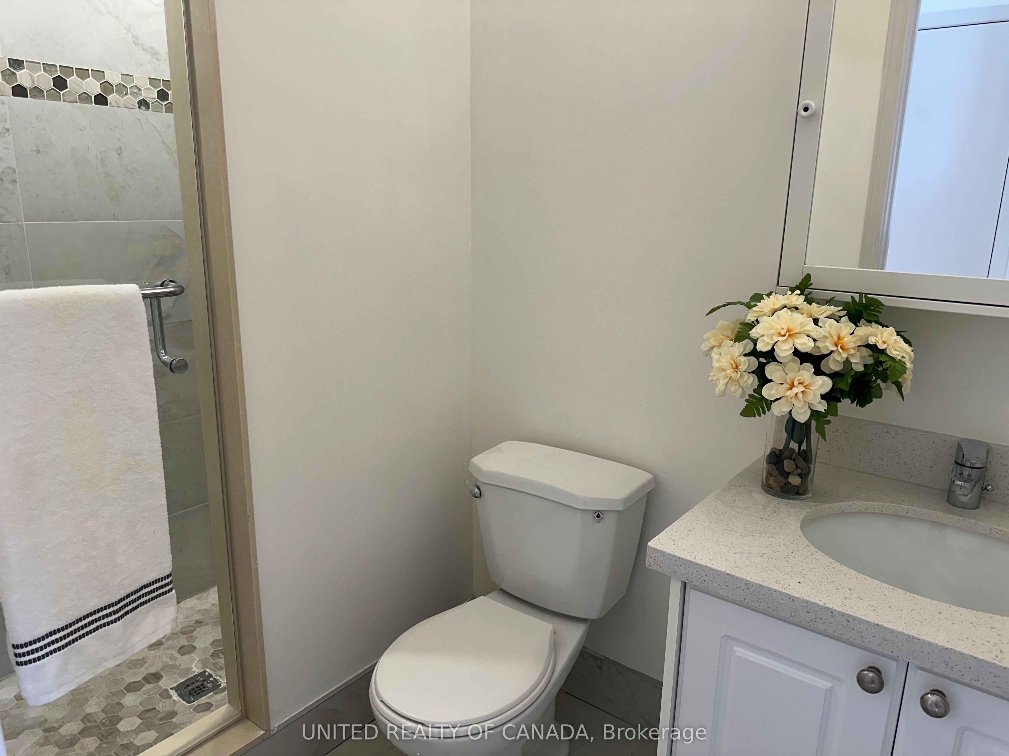 102 Baywood Court Property Photo 29