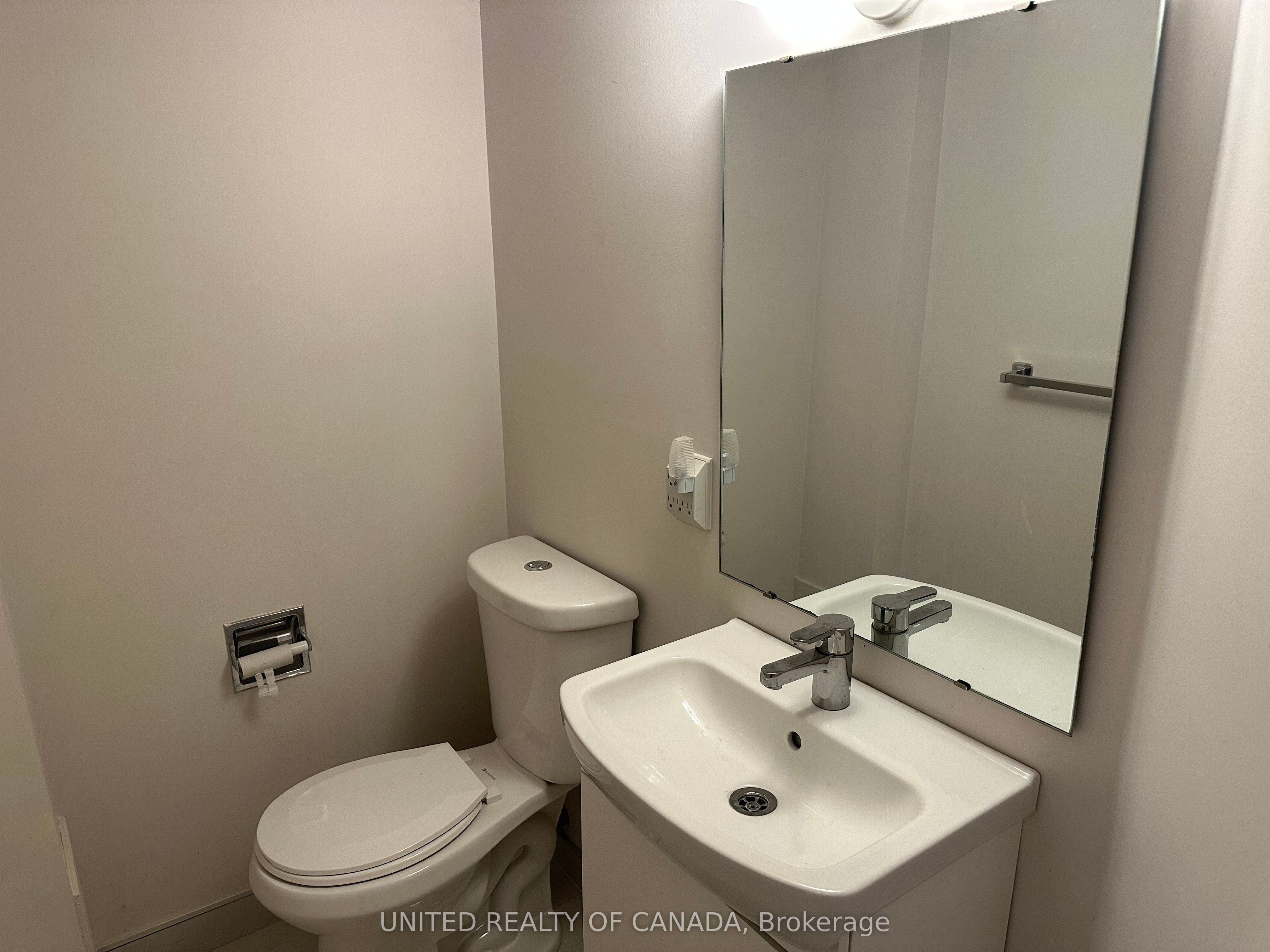 102 Baywood Court Property Photo 32