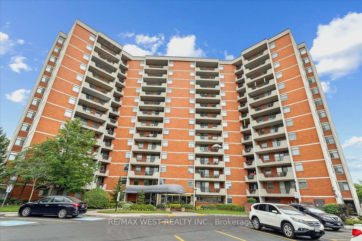 7811 Yonge Street 1008 Property Photo 11