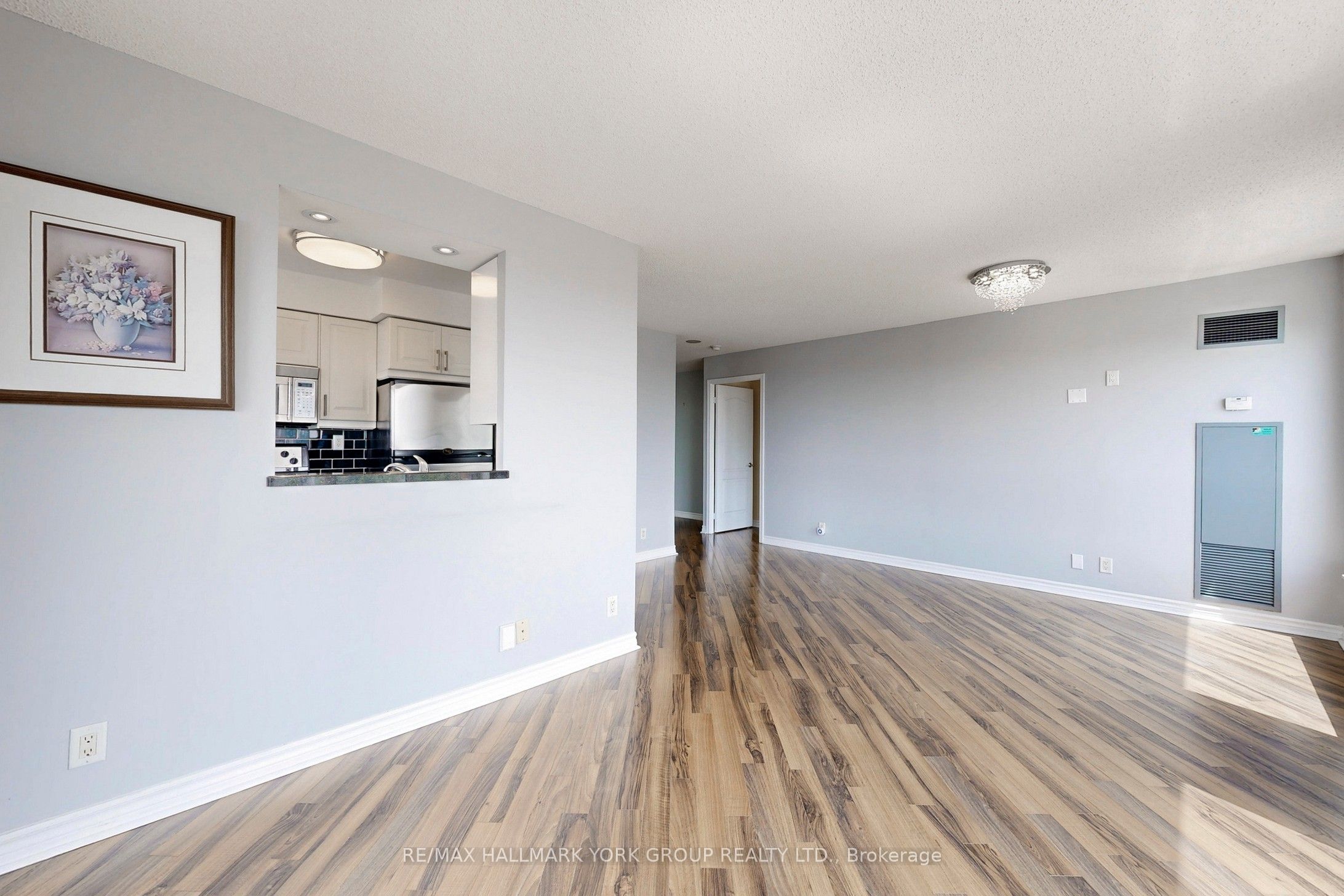 745 New Westminster Drive 912 Property Photo 9