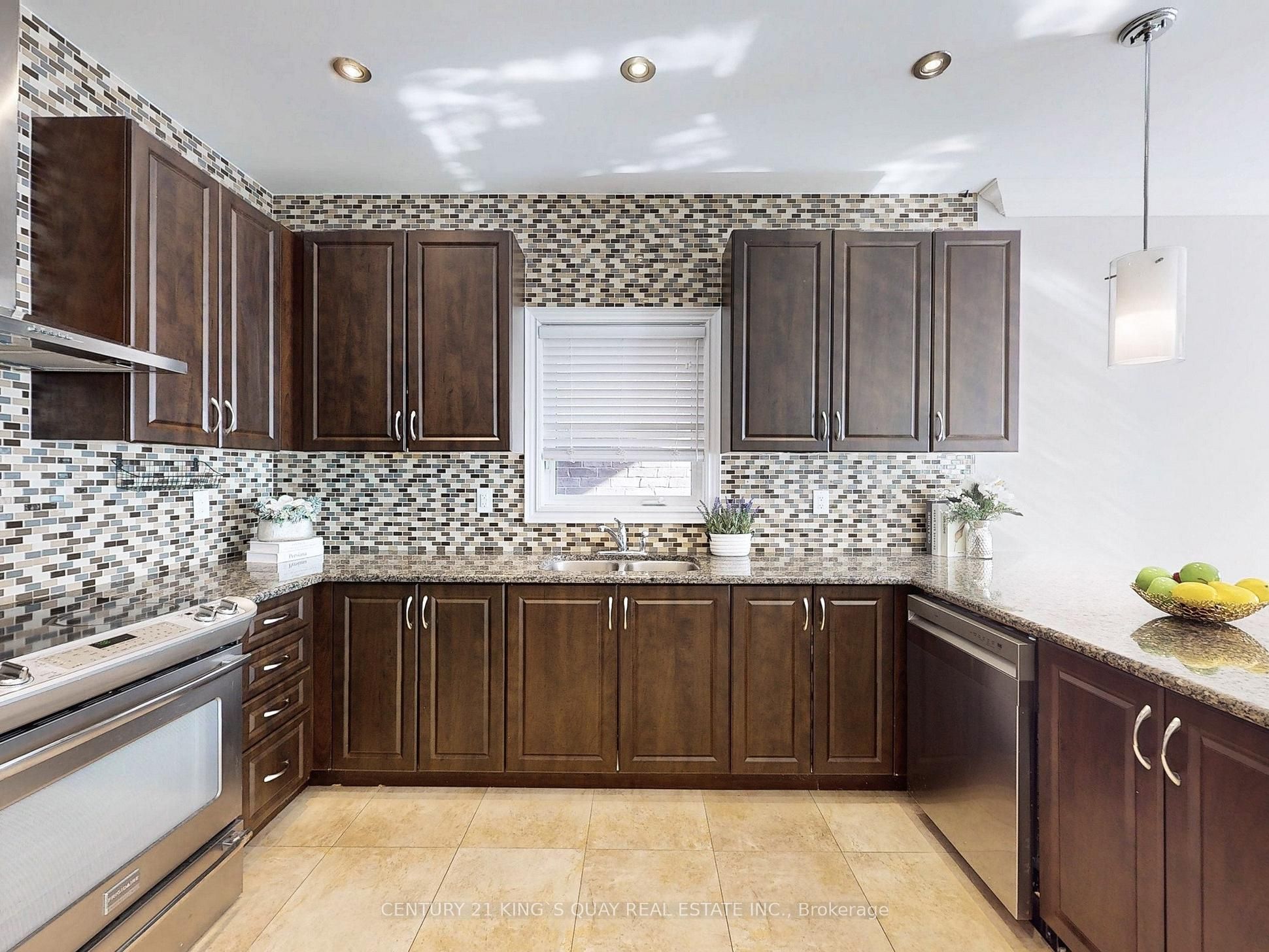 16 Naylor Drive Property Photo 11