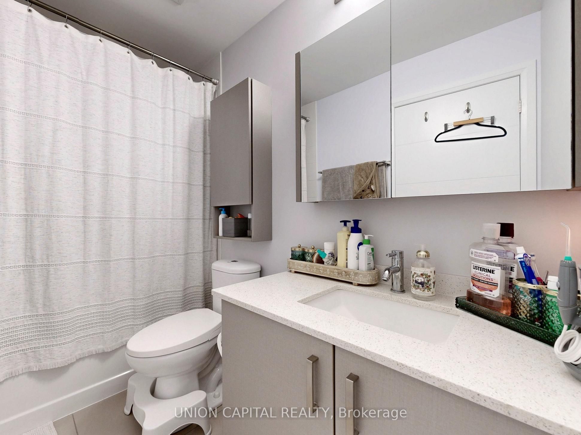 28 Uptown Drive 109 Property Photo 9