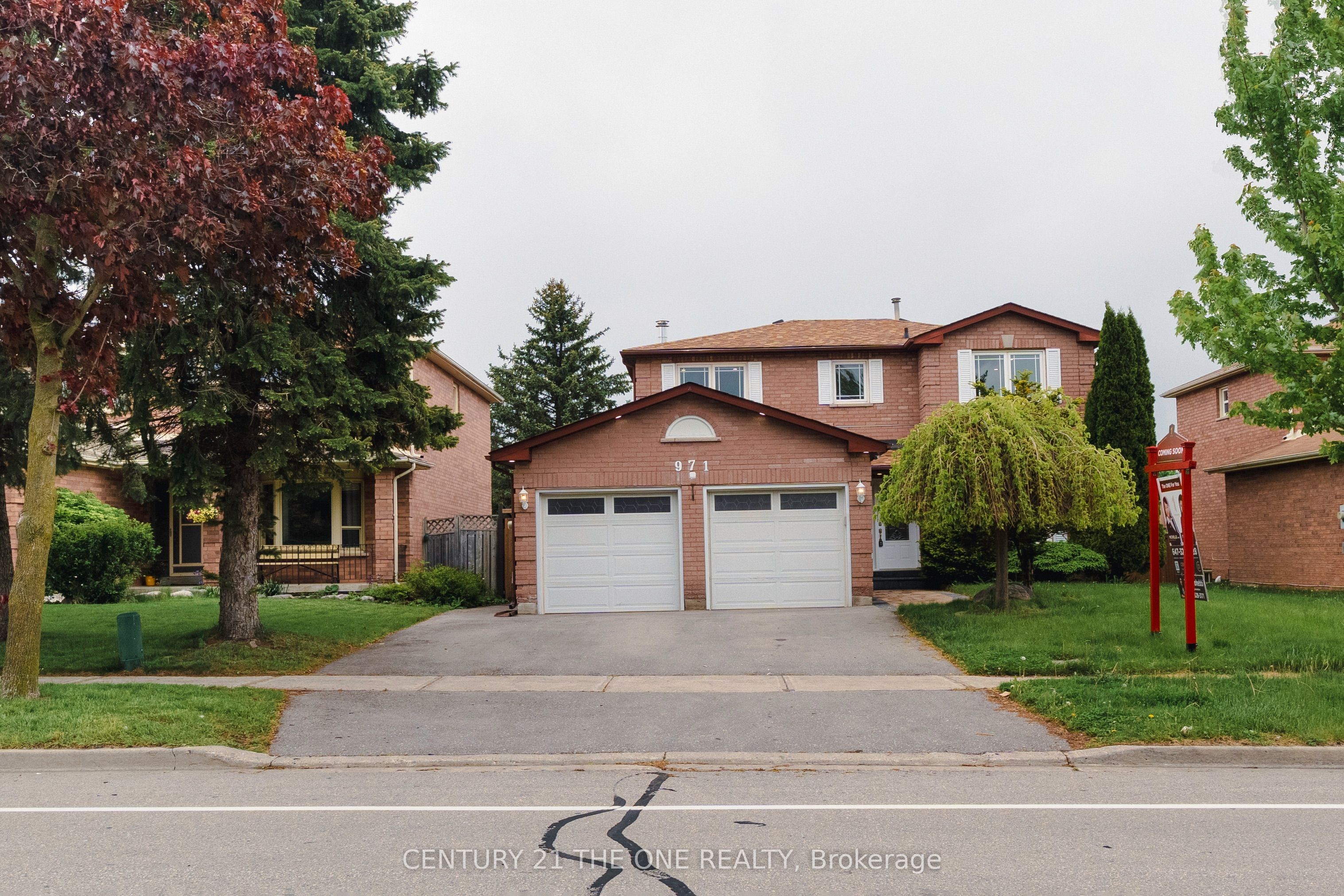 971 Leslie Valley Drive Property Photo 1