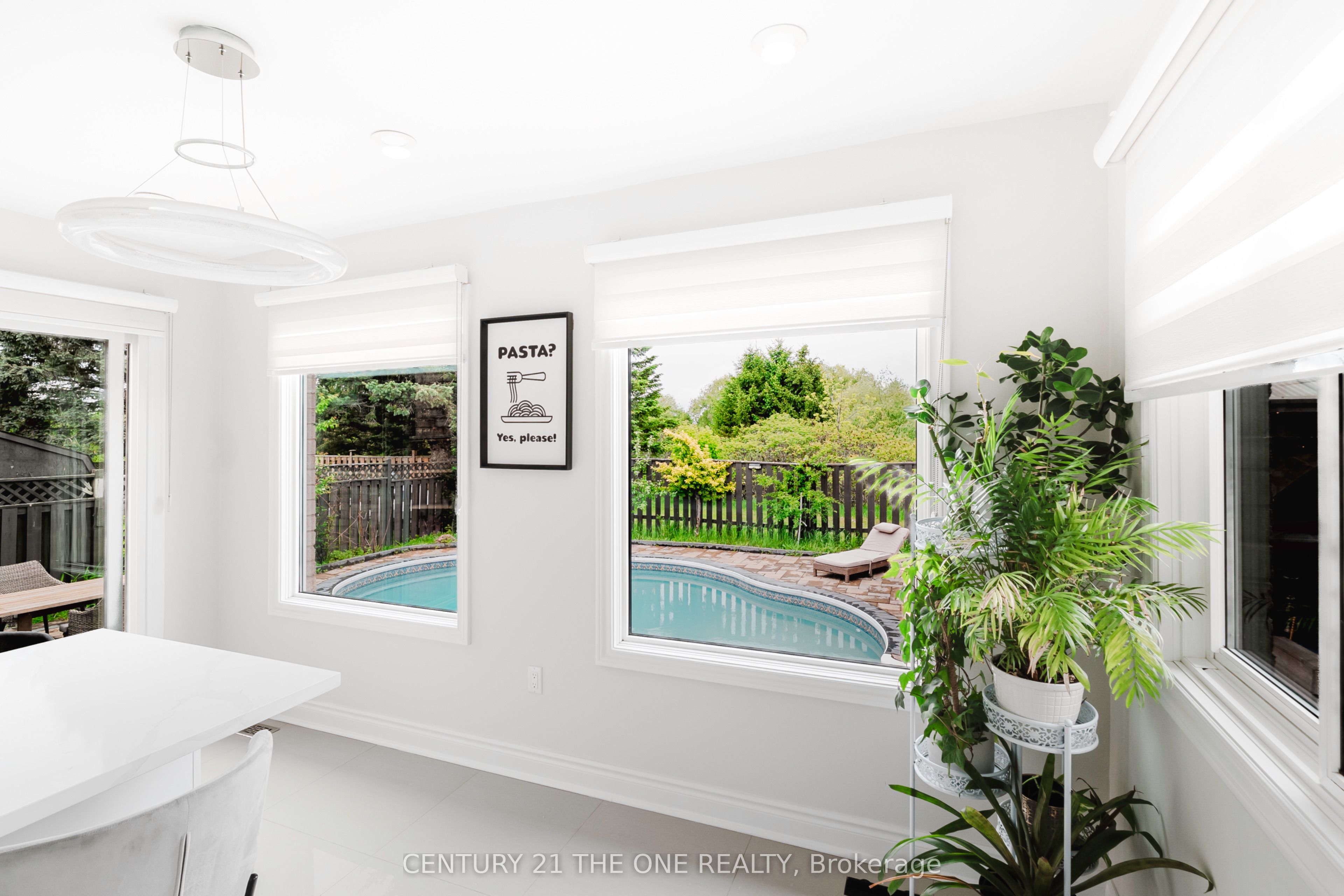 971 Leslie Valley Drive Property Photo 13