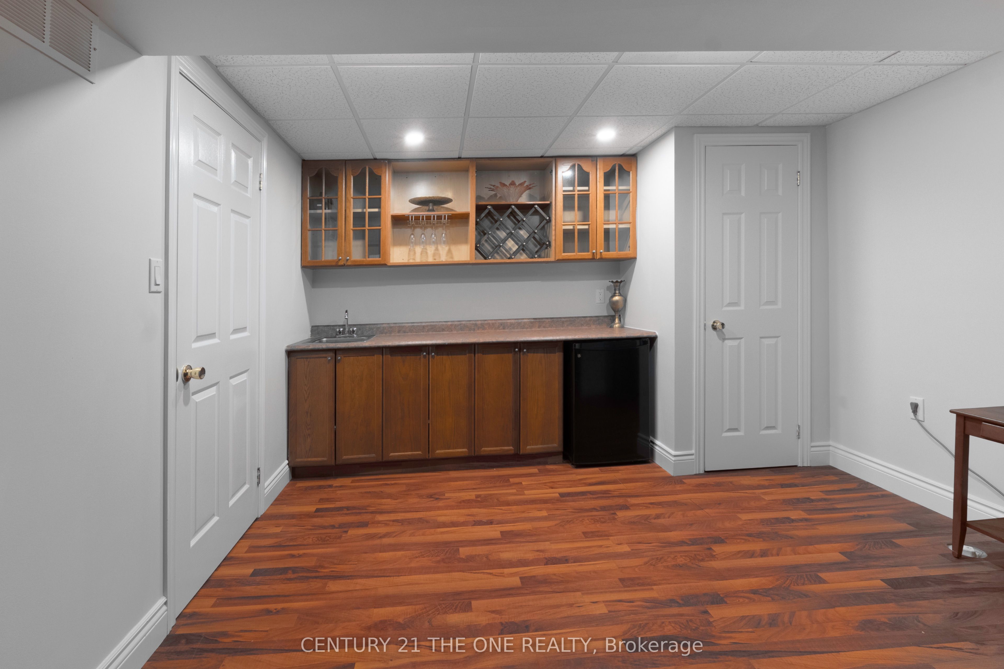 971 Leslie Valley Drive Property Photo 42